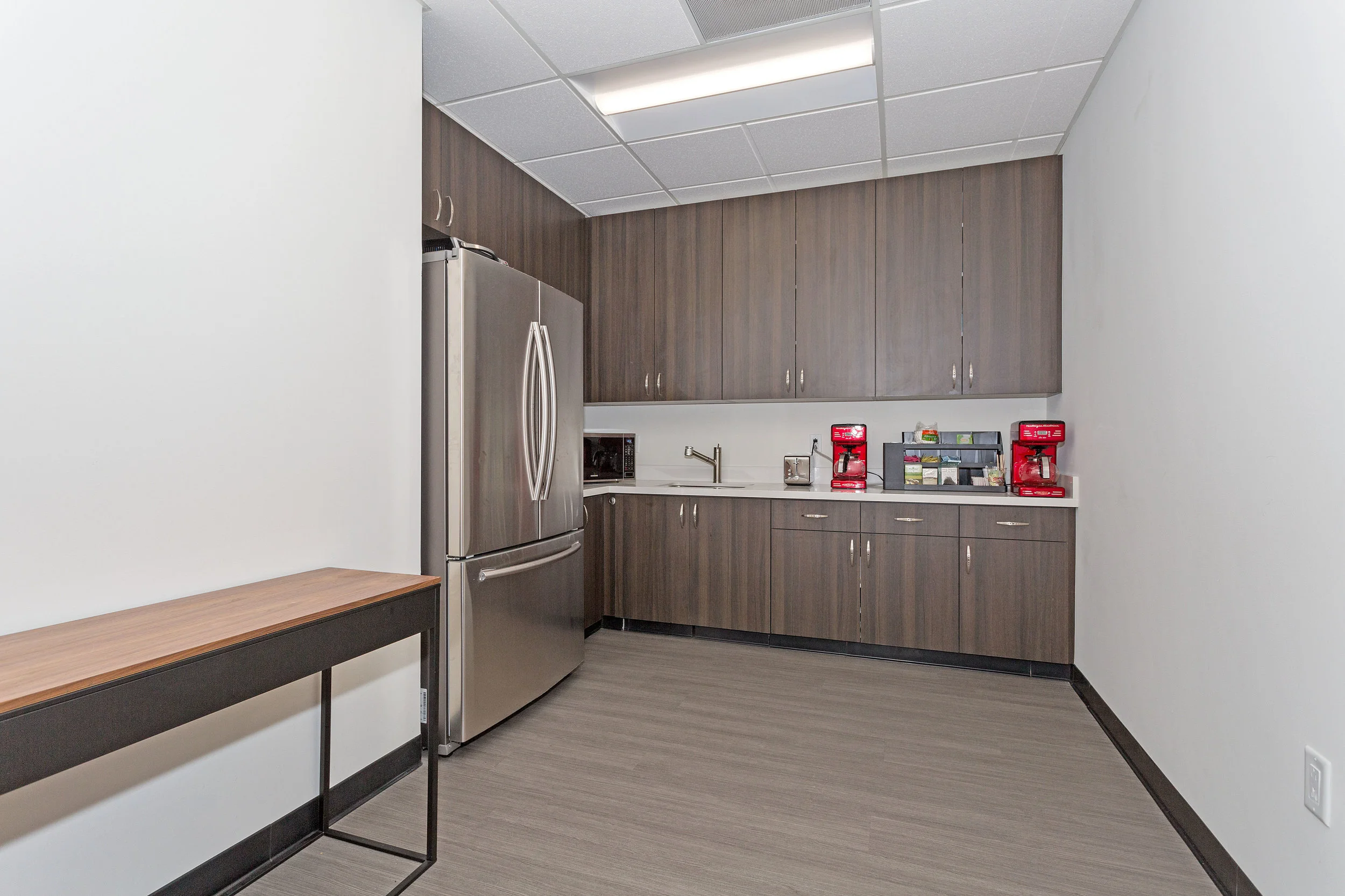 2042_Business_Center_Drive_MLS_HID1144294_ROOM9.jpg