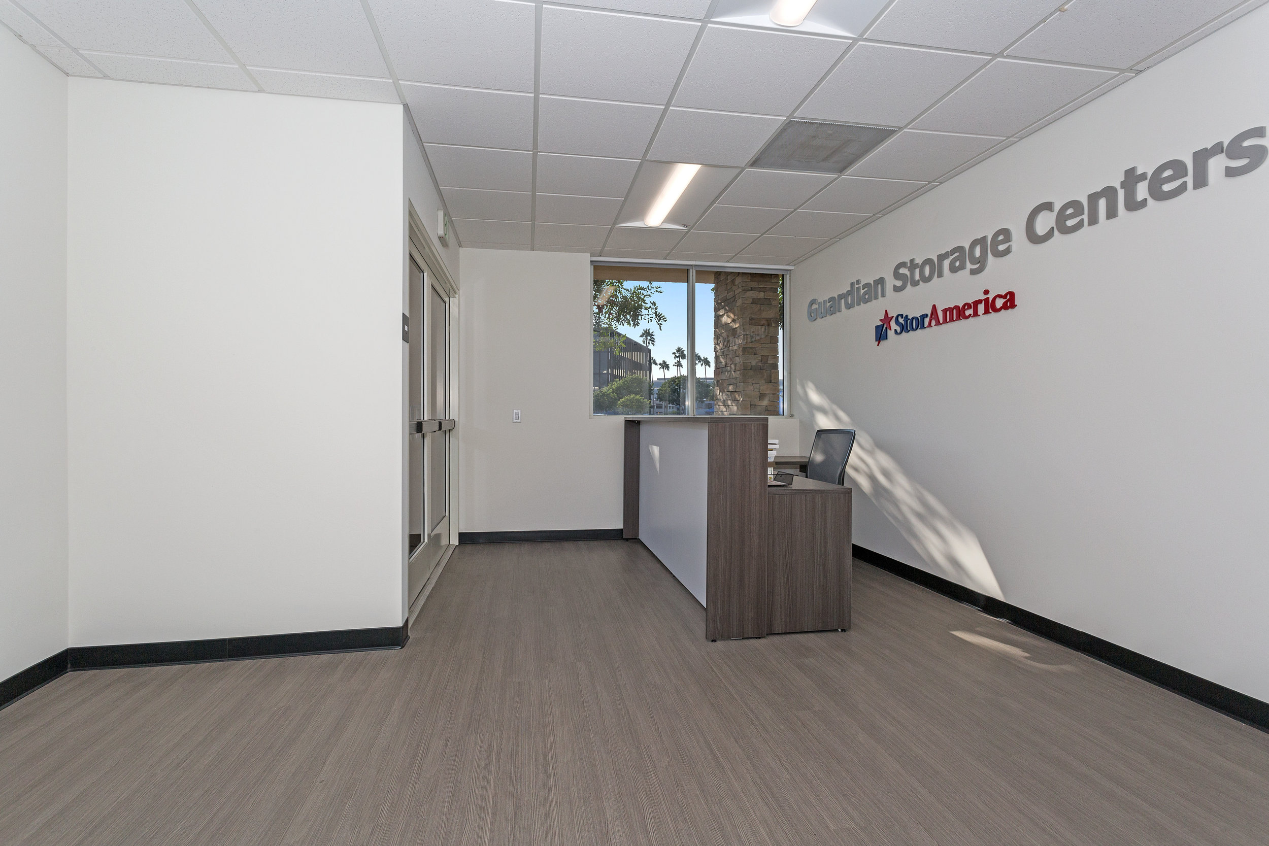 2042_Business_Center_Drive_MLS_HID1144294_ROOM12.jpg