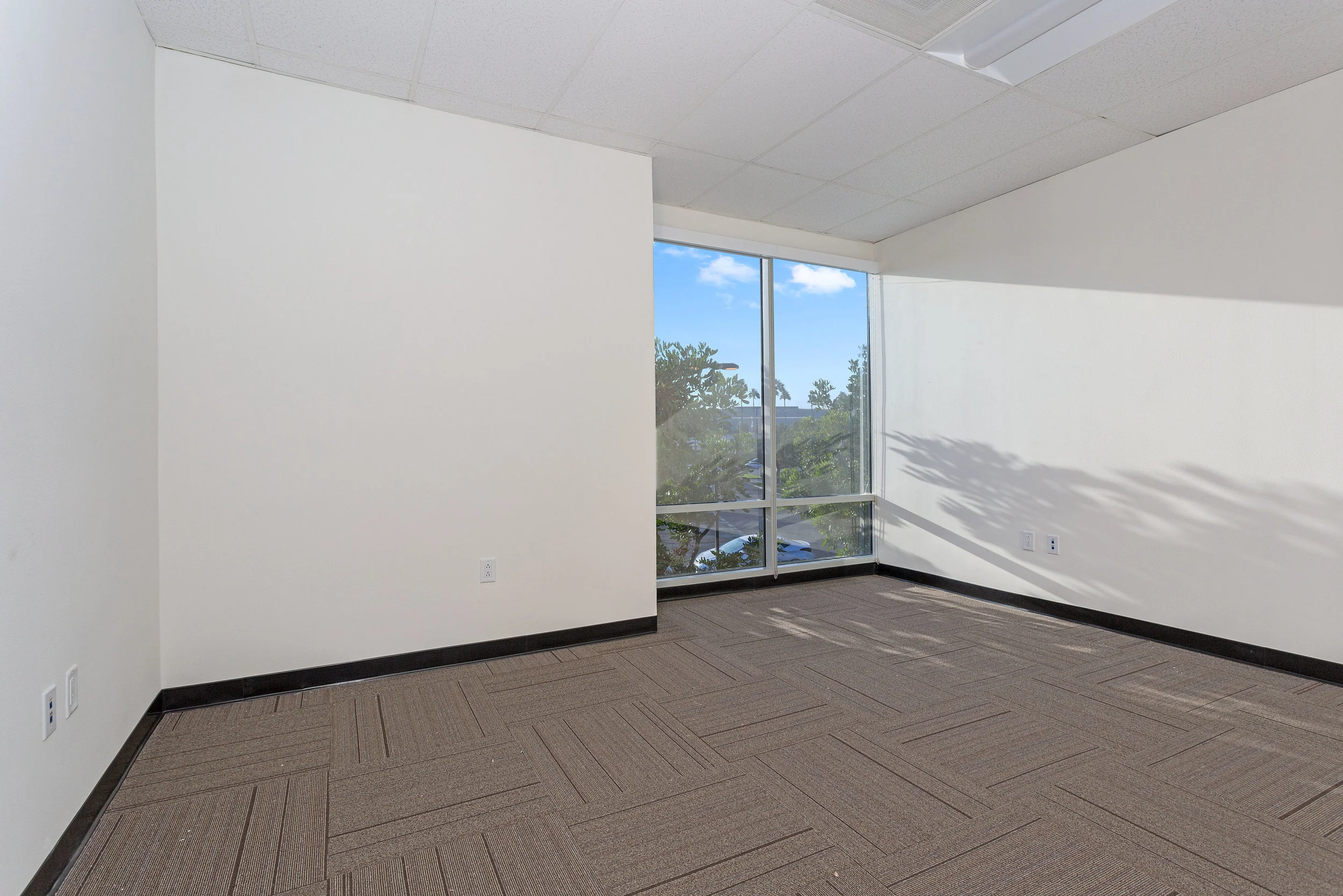 2042_Business_Center_Drive_MLS_HID1144294_ROOM17.jpg