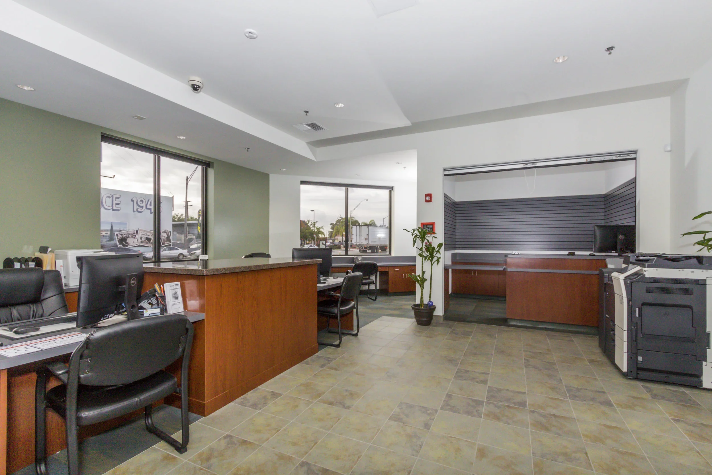 1700_Santa_Fe_Avenue_MLS_HID1141919_ROOM7.webp
