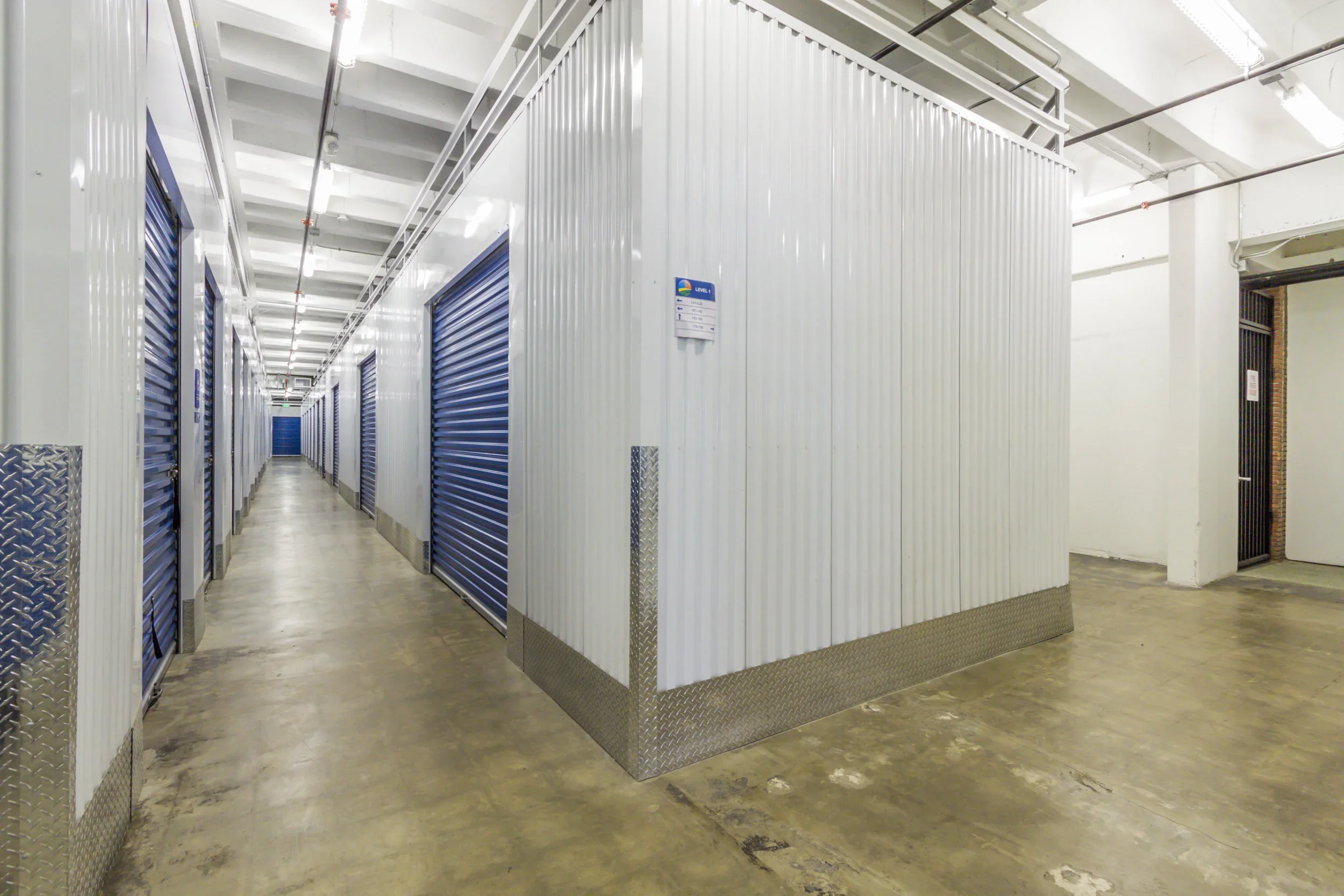 1700_Santa_Fe_Avenue_MLS_HID1141919_ROOM11.webp