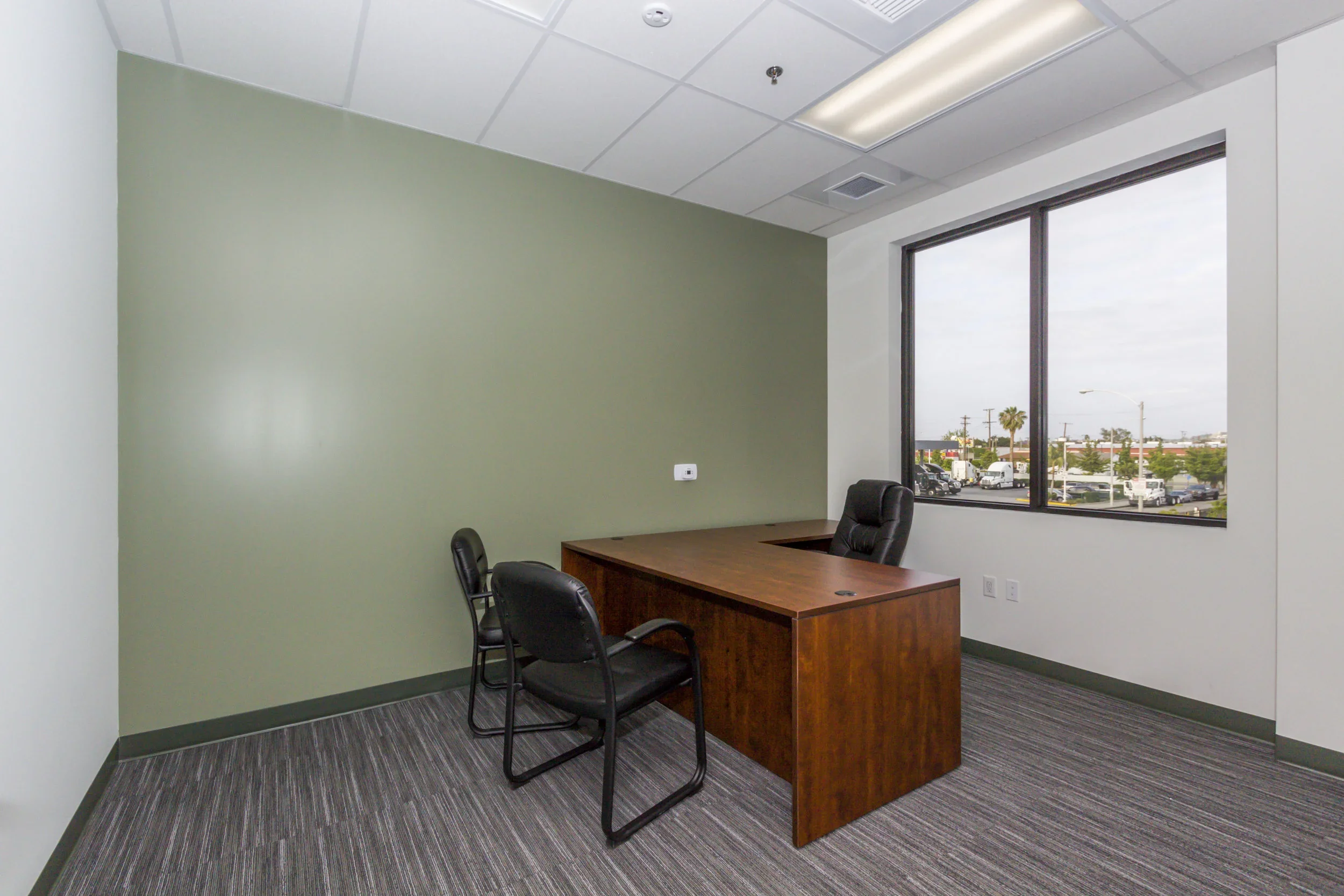 1700_Santa_Fe_Avenue_MLS_HID1141919_ROOM18.webp
