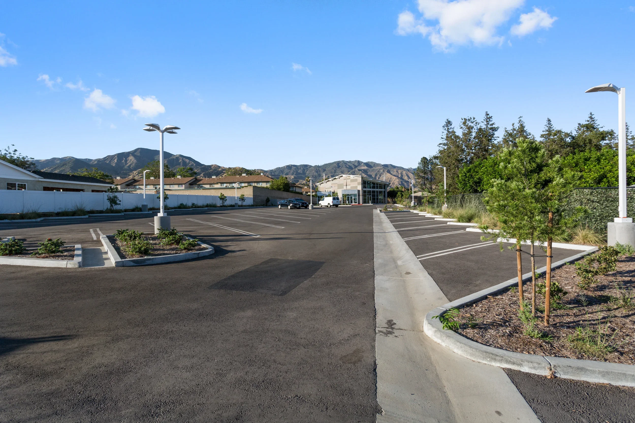 13445_Glenoaks_Blvd_MLS_HID1141917_ROOM22.webp