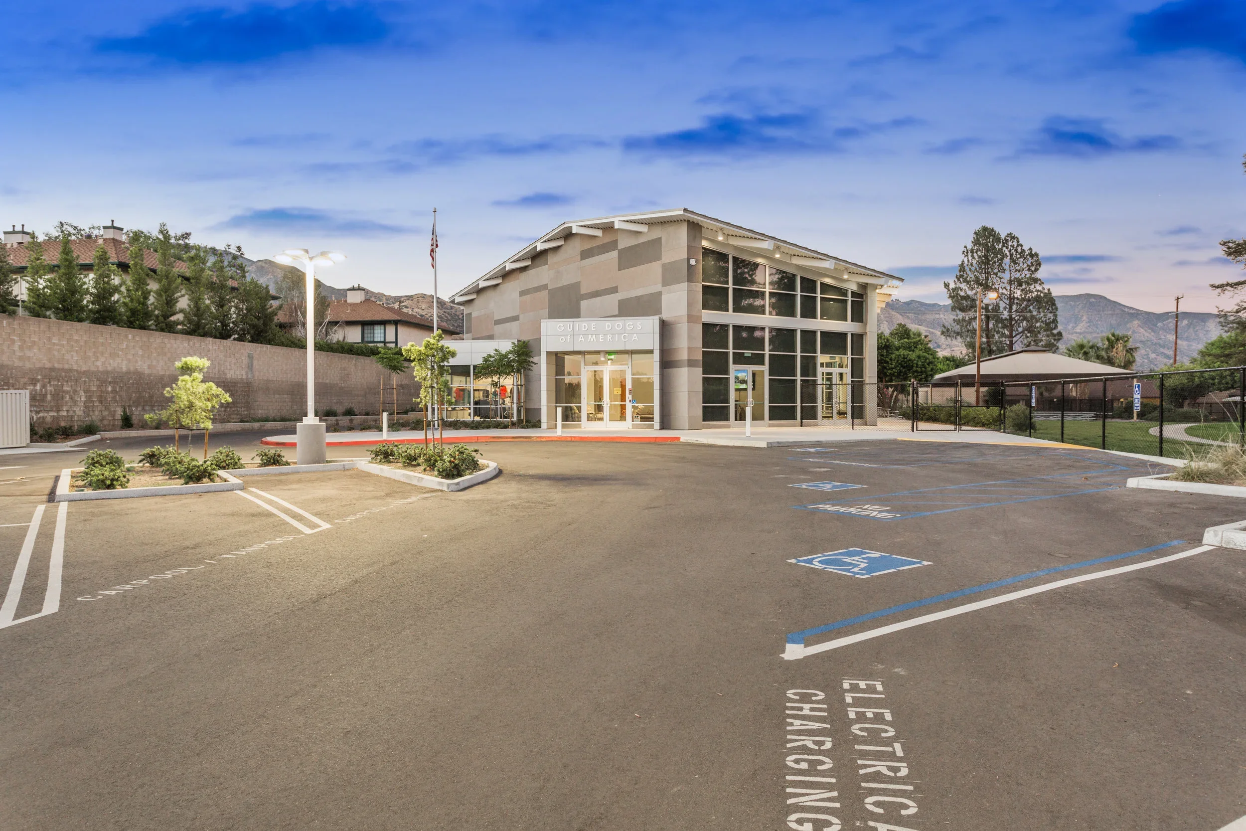 13445_Glenoaks_Blvd_MLS_HID1141917_ROOM39.webp