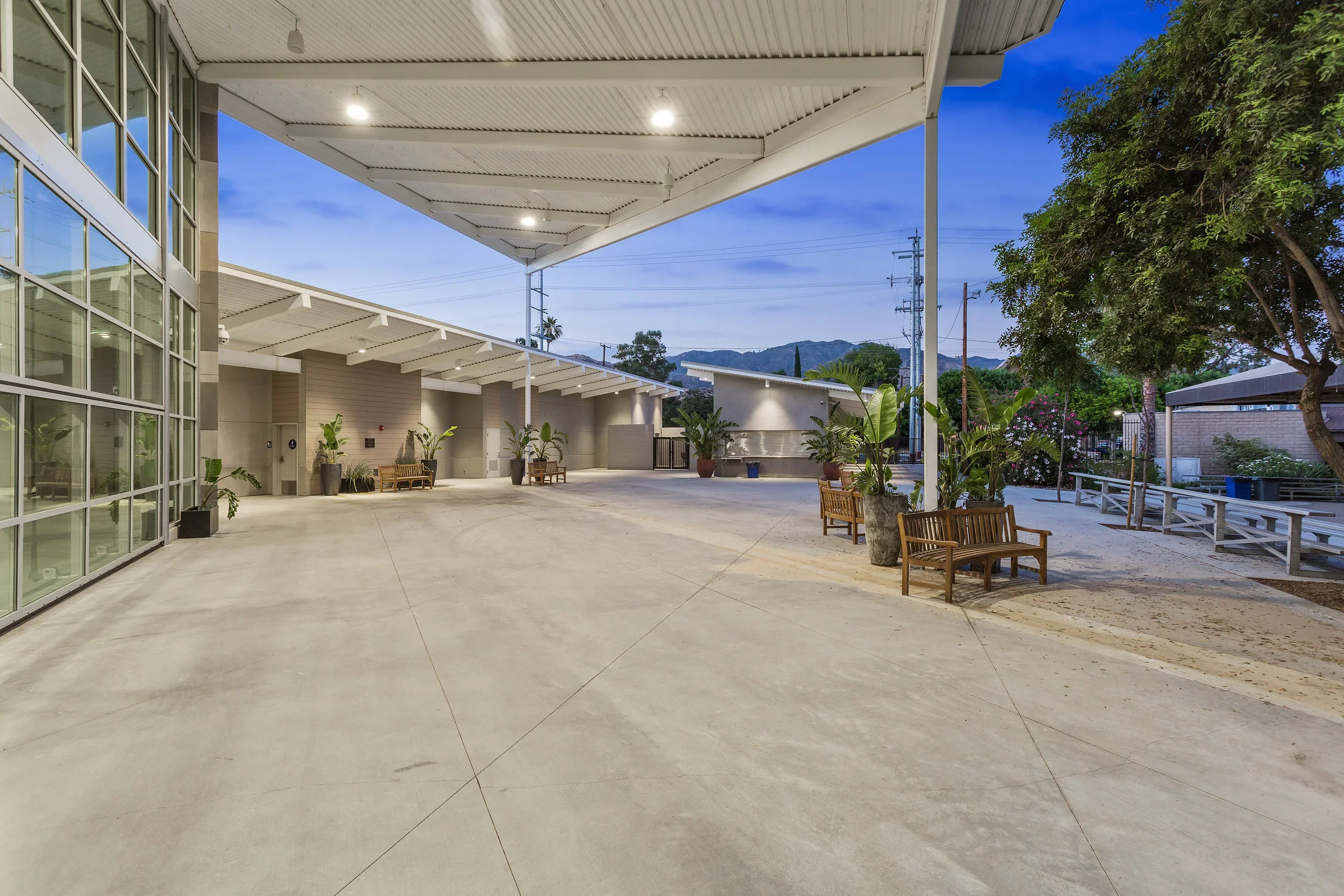 13445_Glenoaks_Blvd_MLS_HID1141917_ROOM43.webp