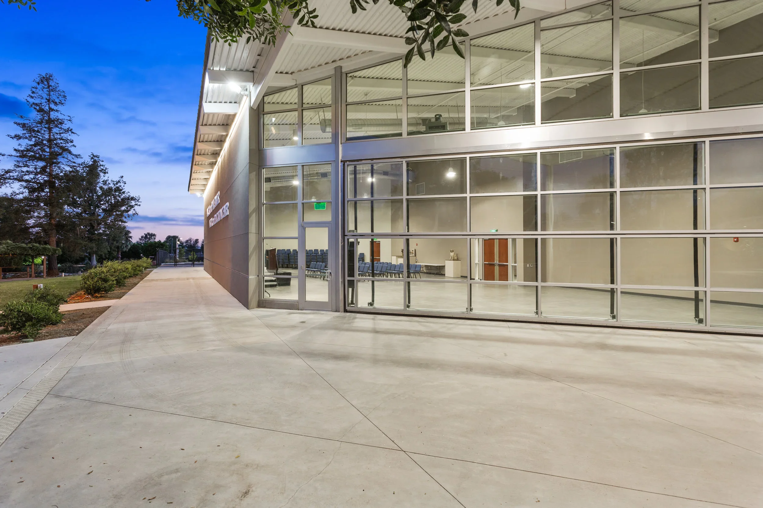 13445_Glenoaks_Blvd_MLS_HID1141917_ROOM47.webp