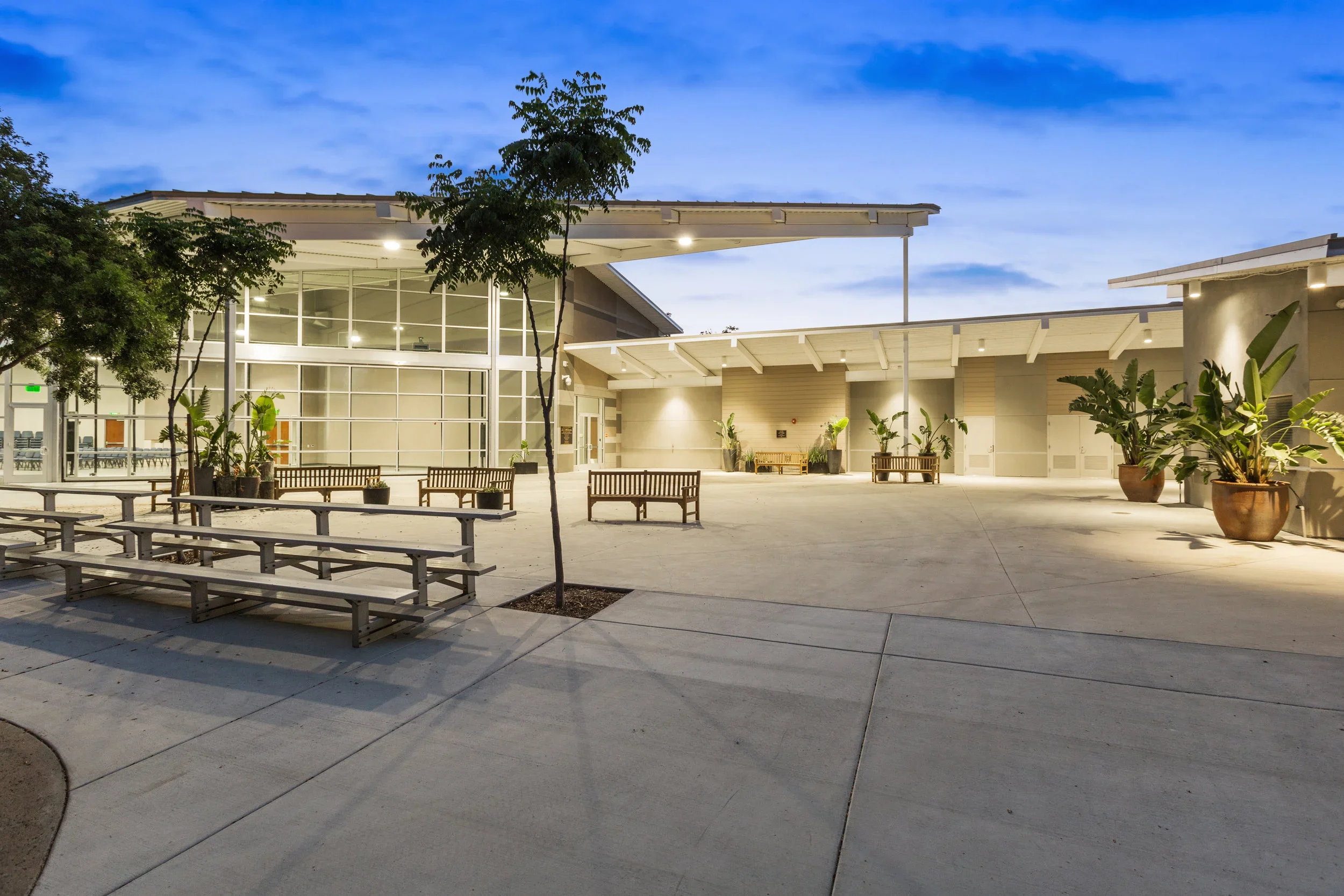 13445_Glenoaks_Blvd_MLS_HID1141917_ROOM49.webp