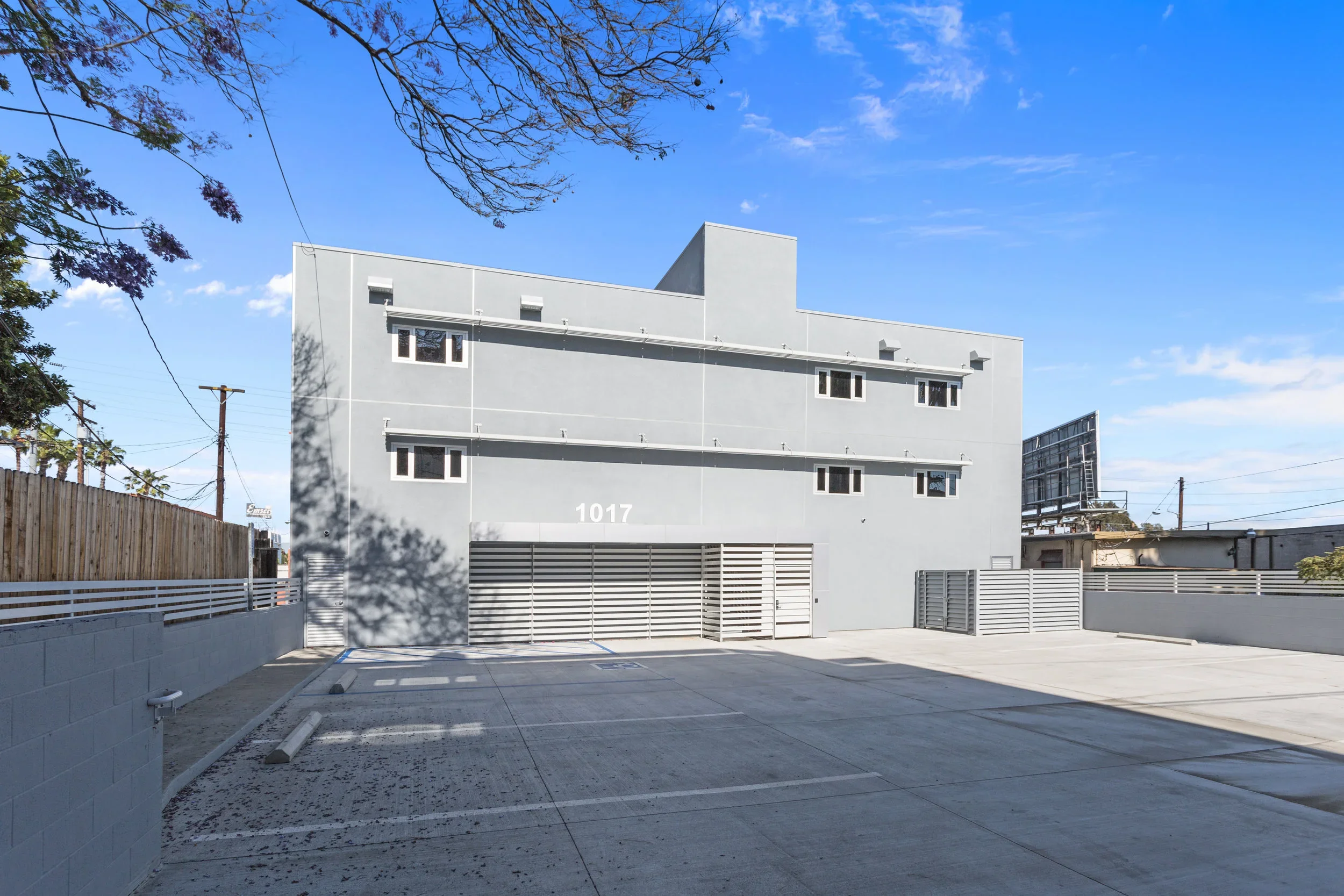 1017_N_La_Cienega_Blvd_MLS_HID1141918_ROOM14.webp