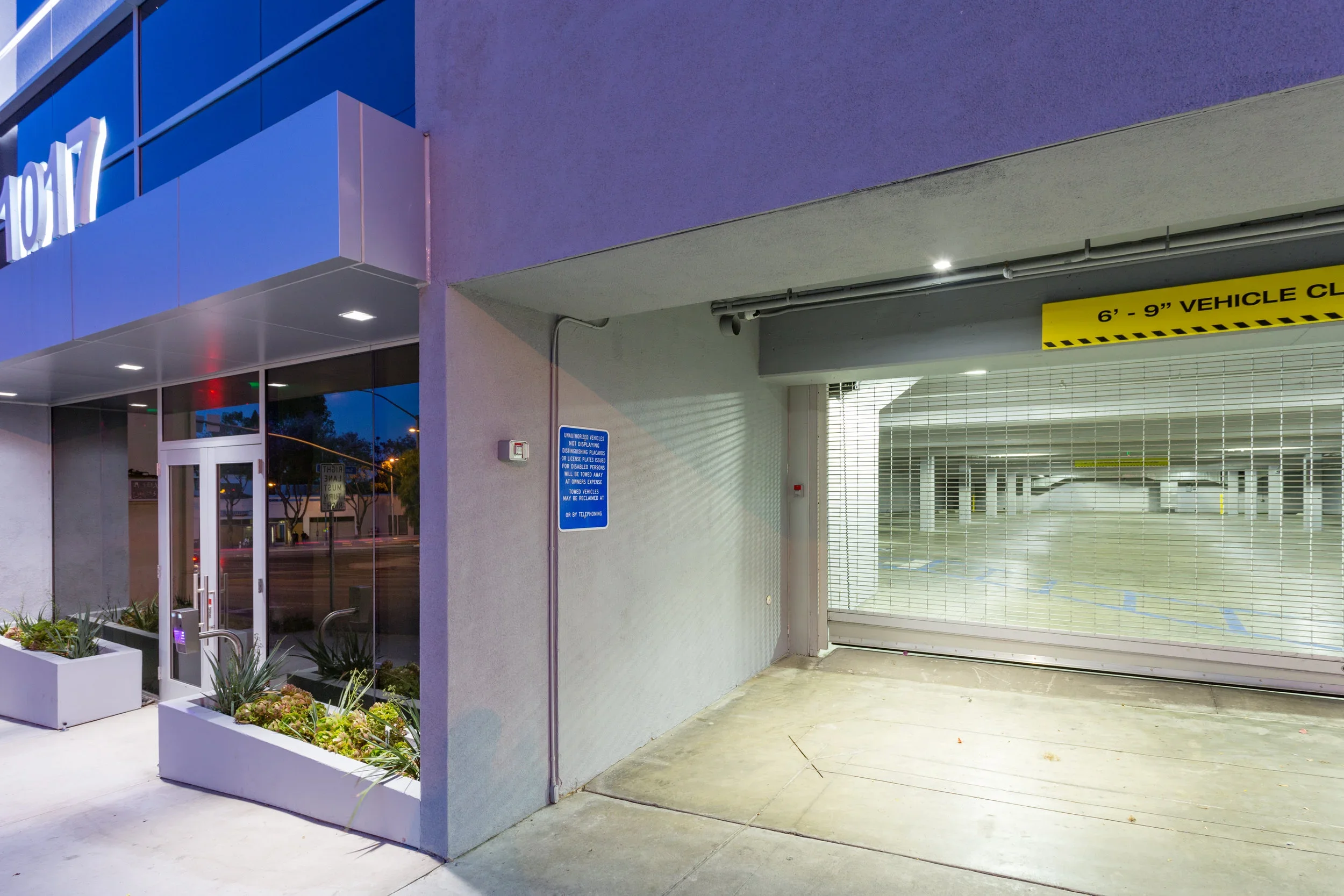 1017_N_La_Cienega_Blvd_MLS_HID1141918_ROOM9.webp