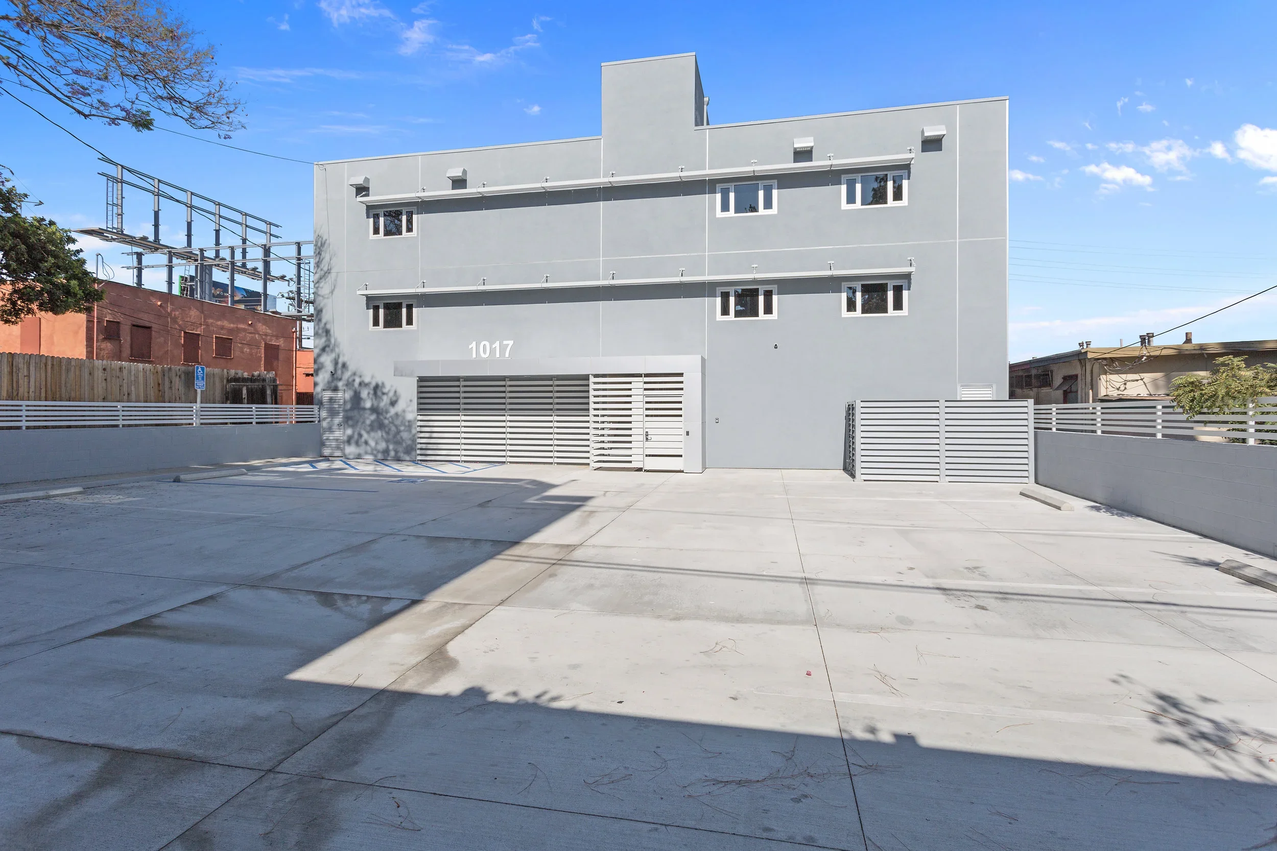 1017_N_La_Cienega_Blvd_MLS_HID1141918_ROOM13.webp