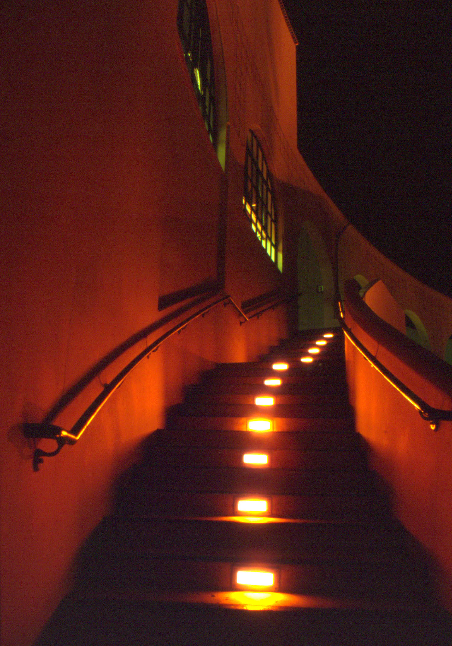 ss-oth-bevhills_stairs.jpg