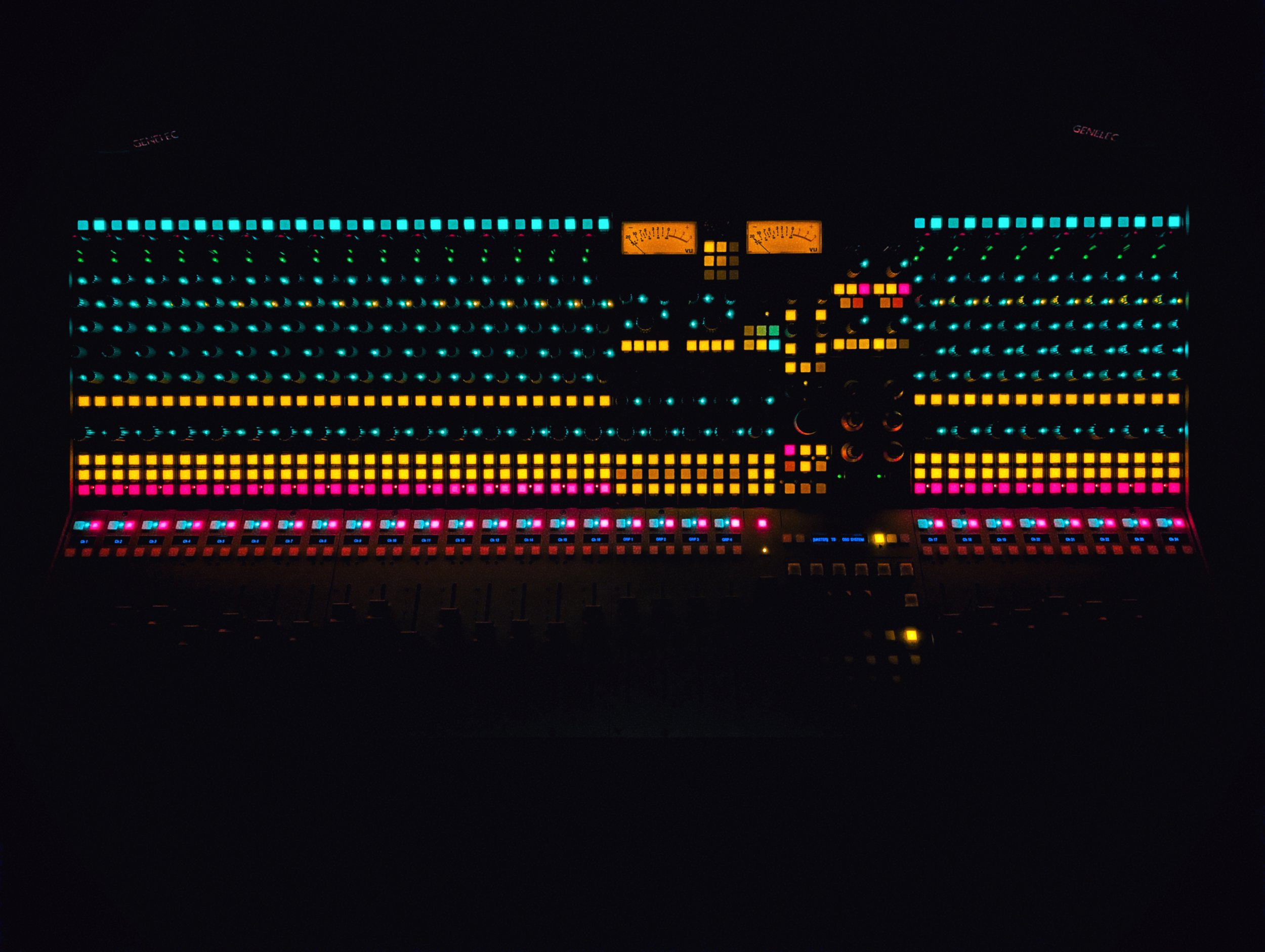 AMS Neve 8424.jpeg