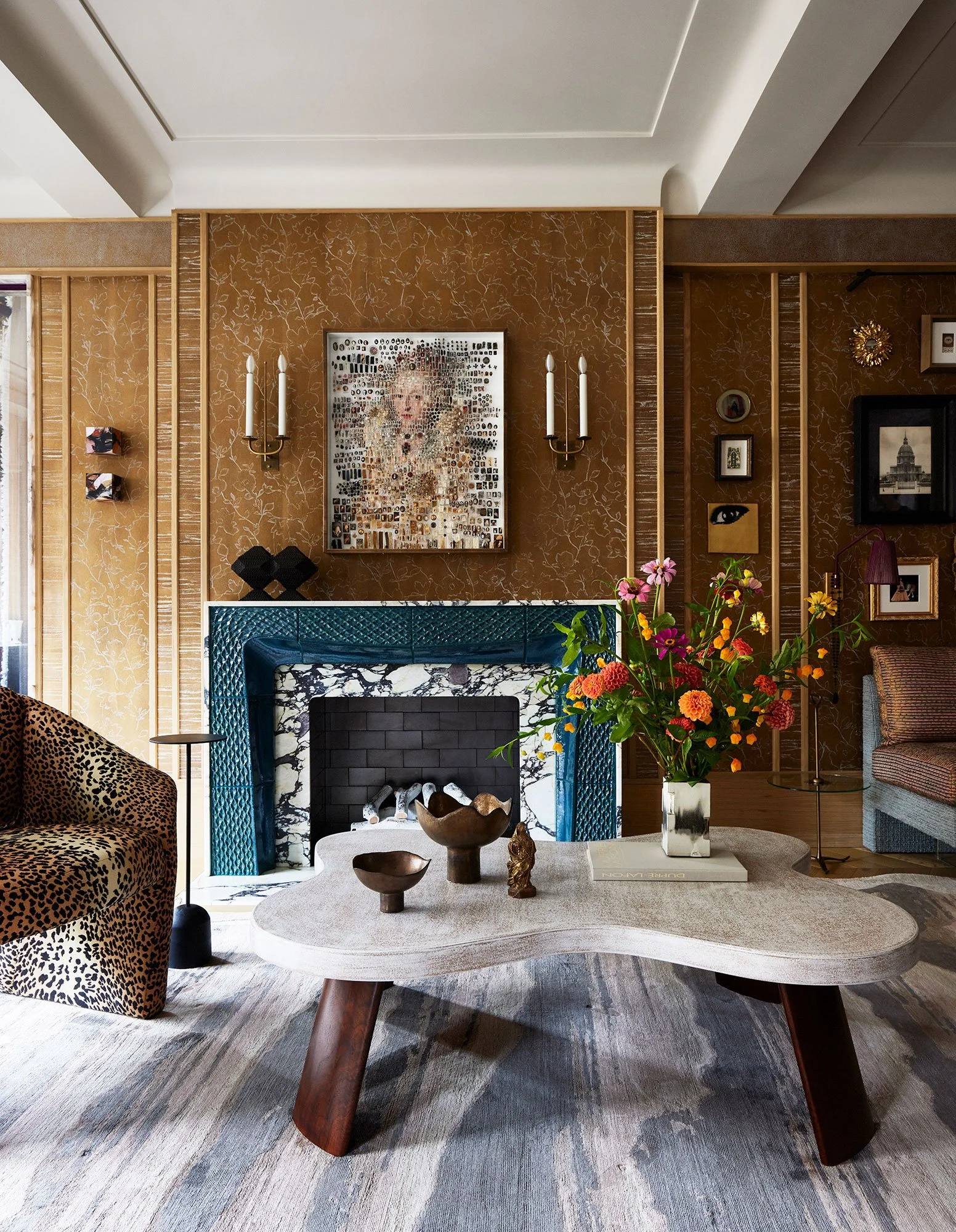 02b-Living-Room---Fireplace.jpg