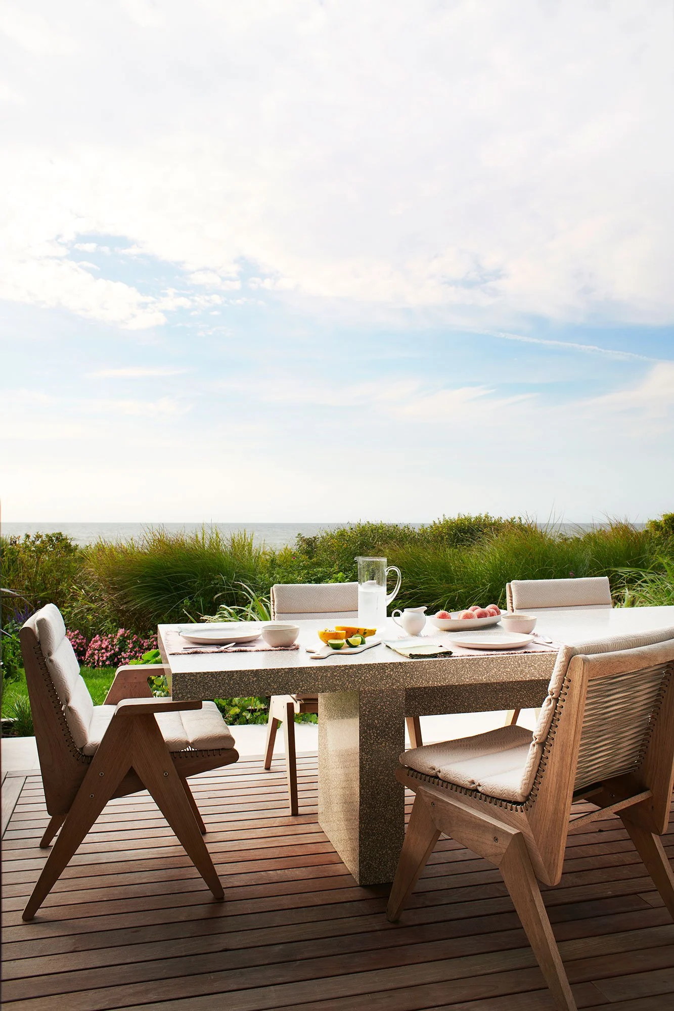19-Outdoor-Dining-Patio.jpg