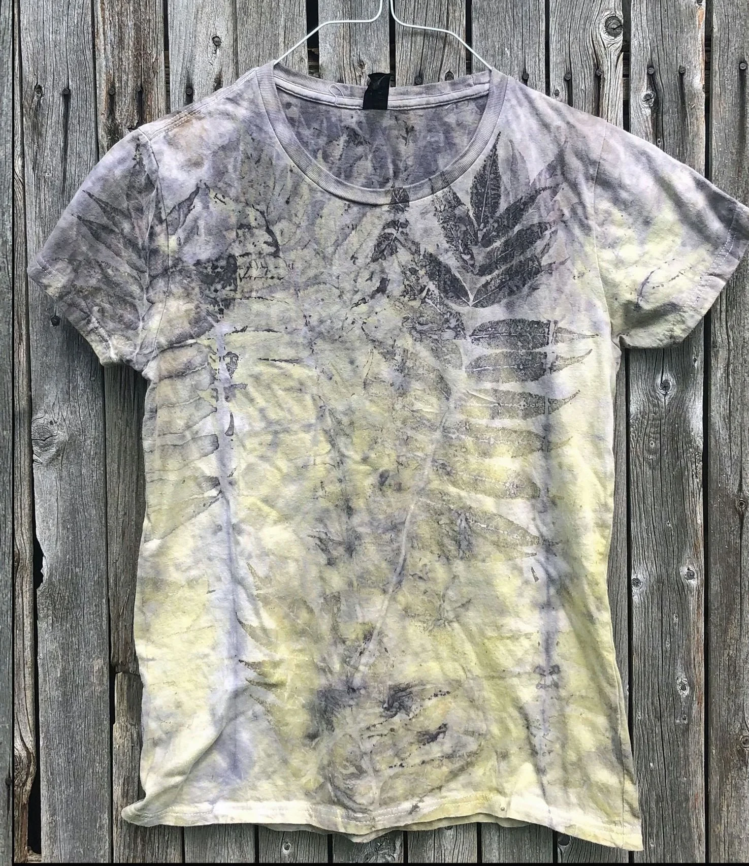 sumac t-shirt.jpg
