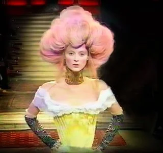 Belle Époque Sultana Pyramid Updo | Haute Couture Show, Paris