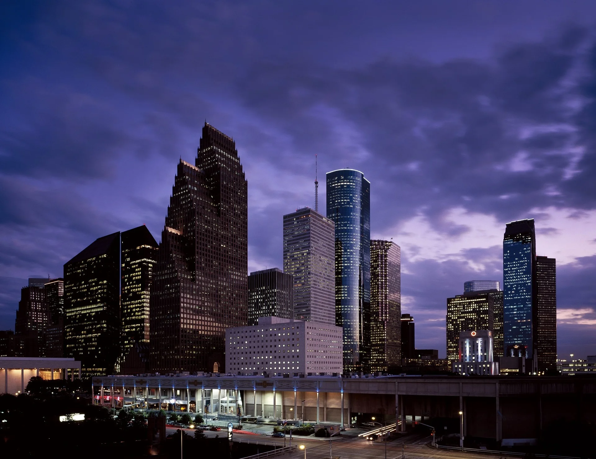 houston-texas-skyline.jpg