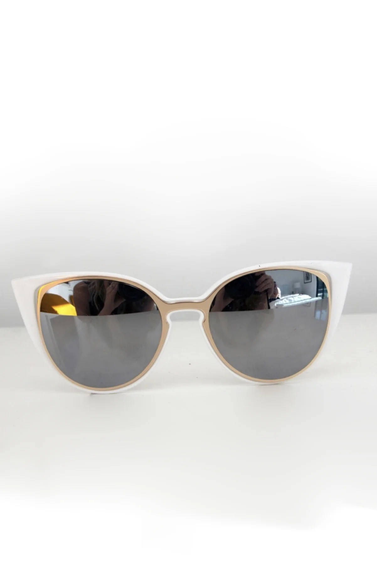 glasss1.jpg