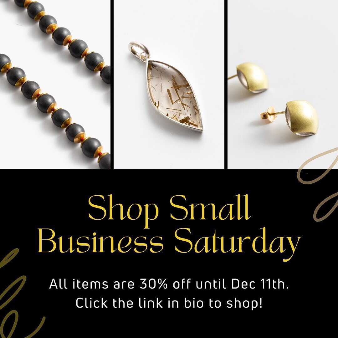 ✨ Shop Small Business Saturday! ✨
Support small businesses today and get your holiday shopping done! Click the link in my bio while everything in my Etsy shop is still 30% off until Dec 11th. Don&rsquo;t wait, there&rsquo;s limited supply in many pie