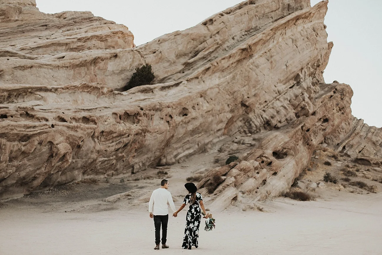 vasquez rocks engagement photos los angeles