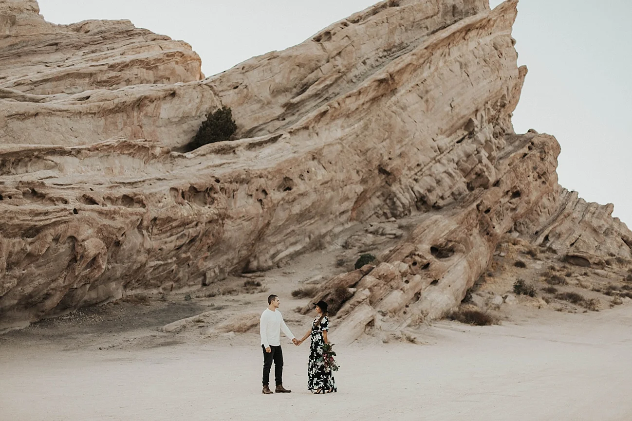 vasquez rocks engagement photos los angeles