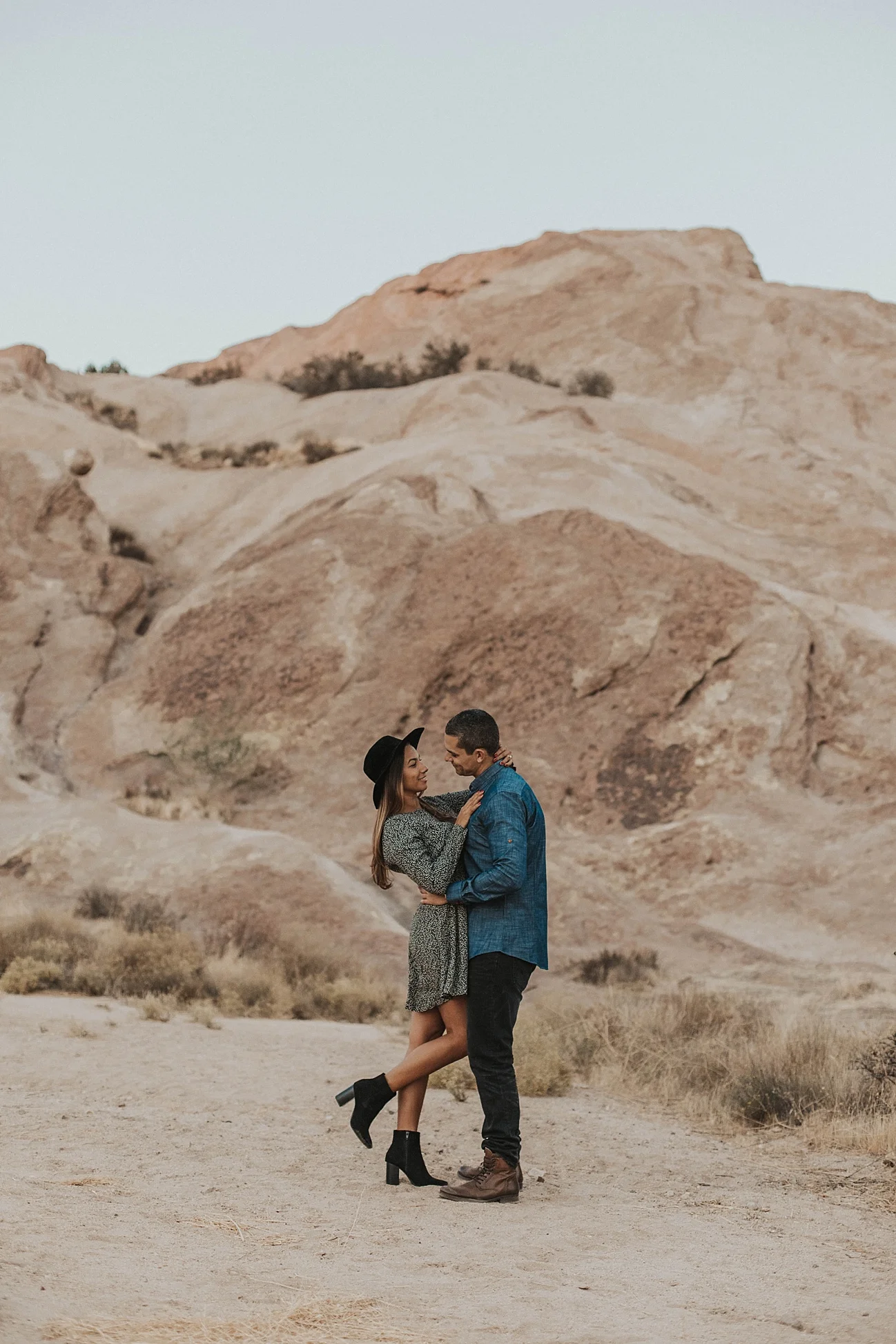 vasquez rocks engagement photos los angeles