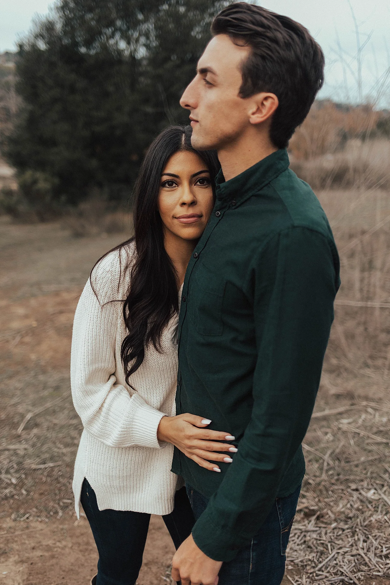 Christmas couples shoot with puppy