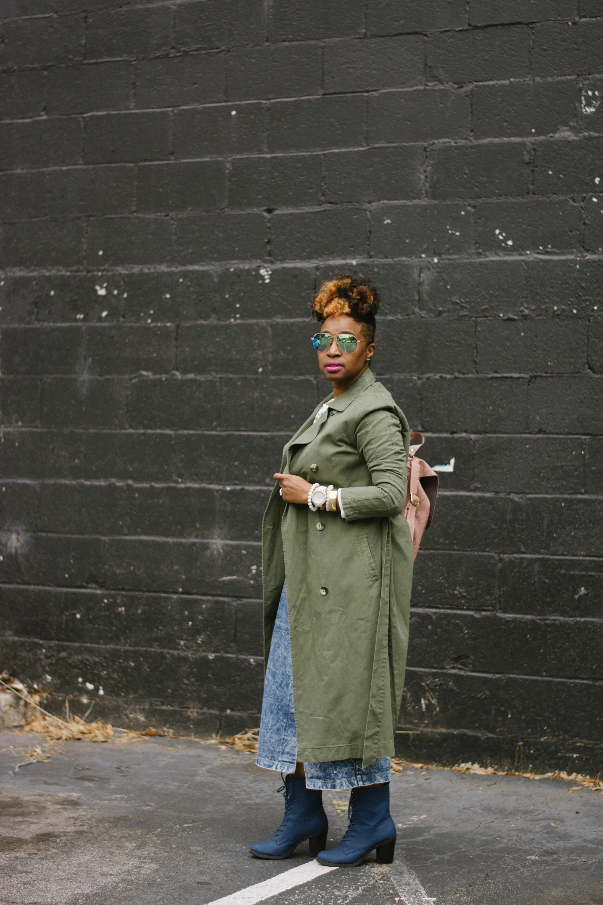 Melodie Stewart, The Style Klazit, Atlanta style blogger, Vintage skirt, olive trench coat