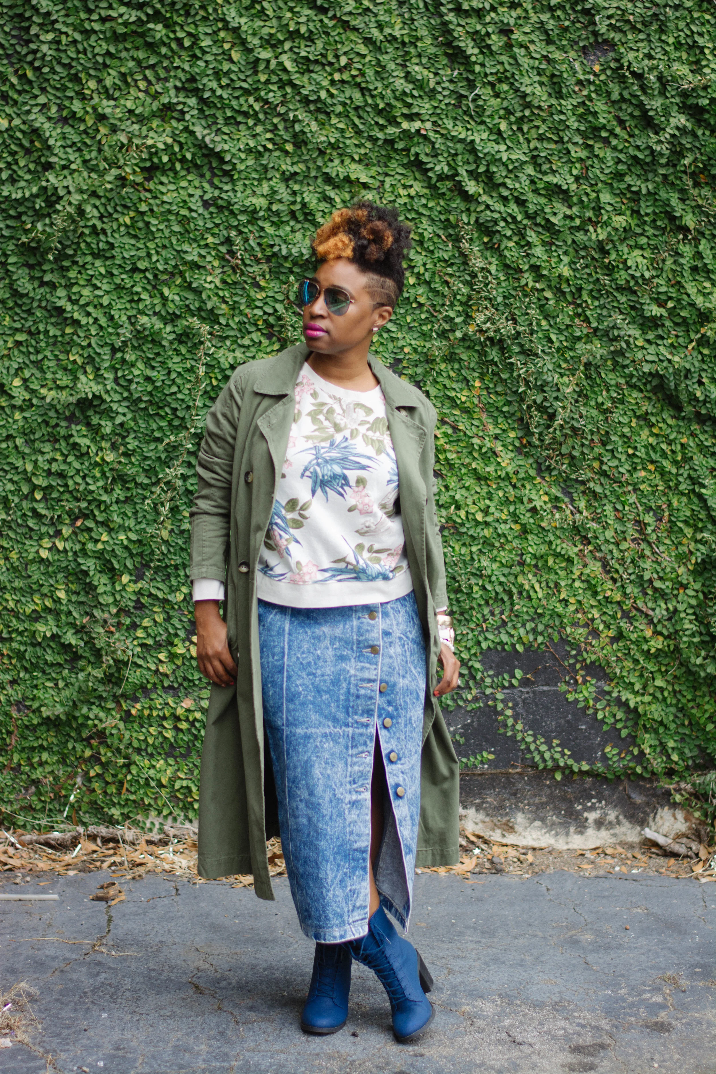 Melodie Stewart, The Style Klazit, Atlanta style blogger, Vintage skirt, olive trench coat
