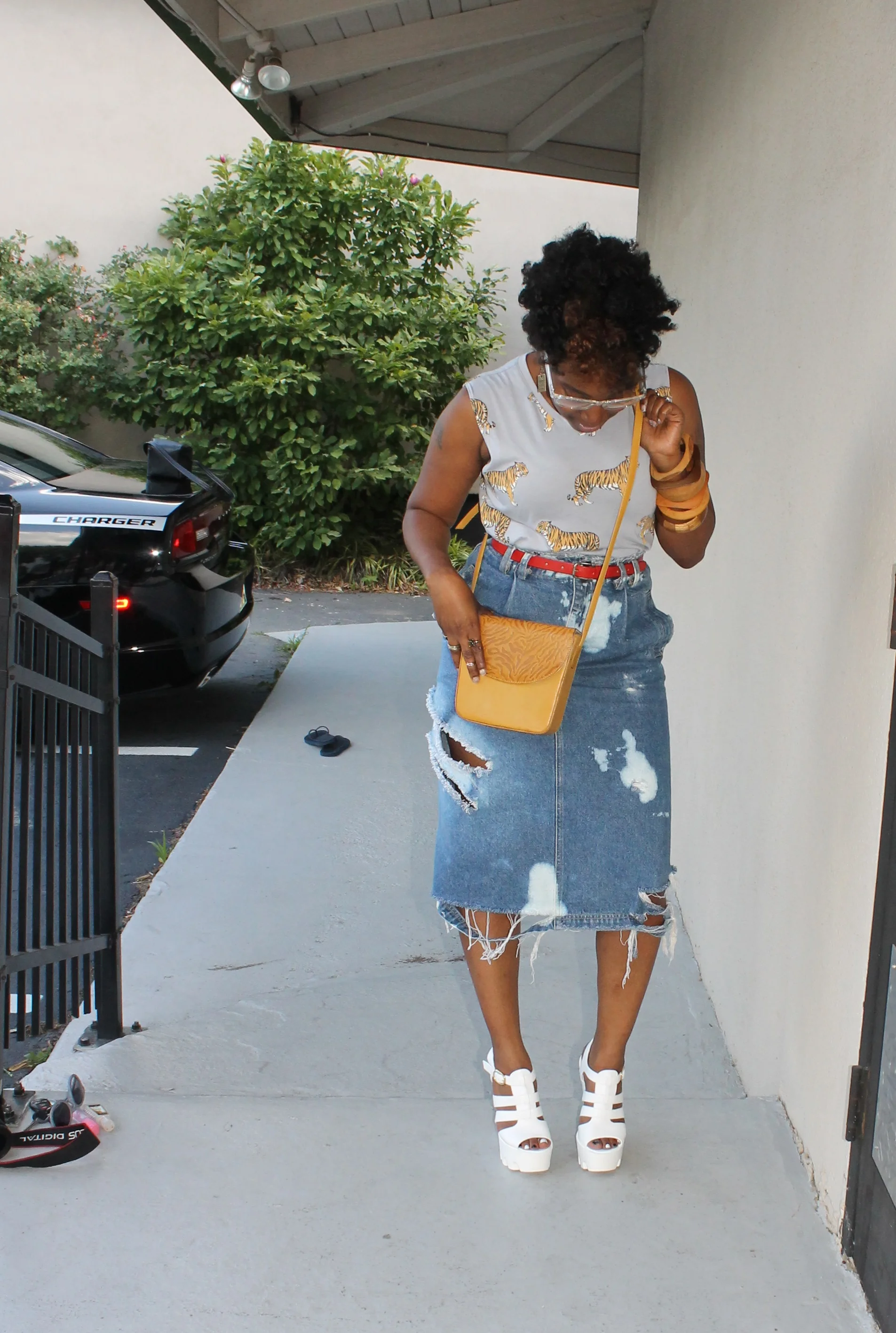 Melodie Stewart, The Style Klazit, Distressed Skirt, Atlanta style blogger, Atlanta street style