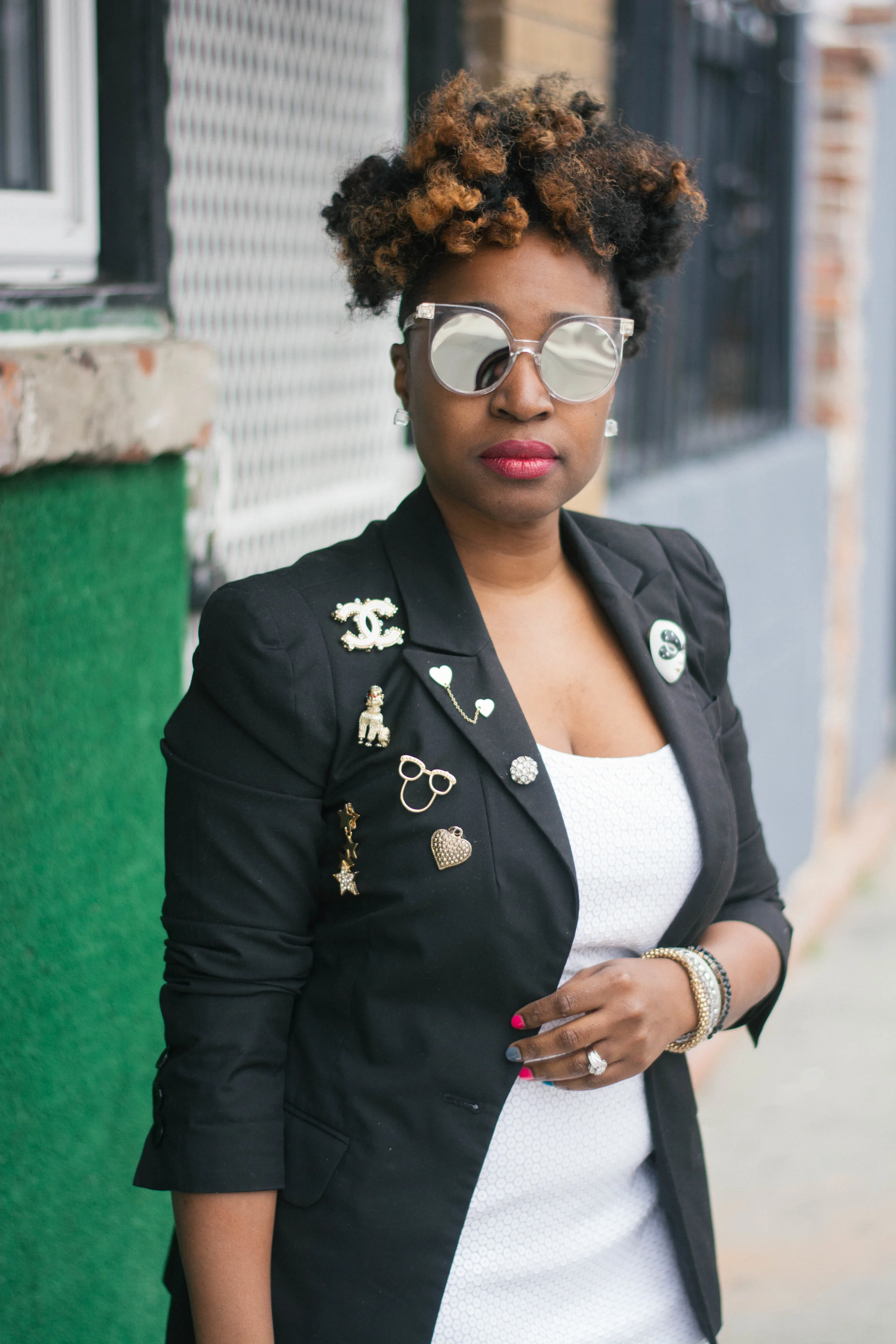 Melodie Stewart, The Style Klazit, Embellished Blazer, Atlanta style blogger, Shoedazzle sneakers