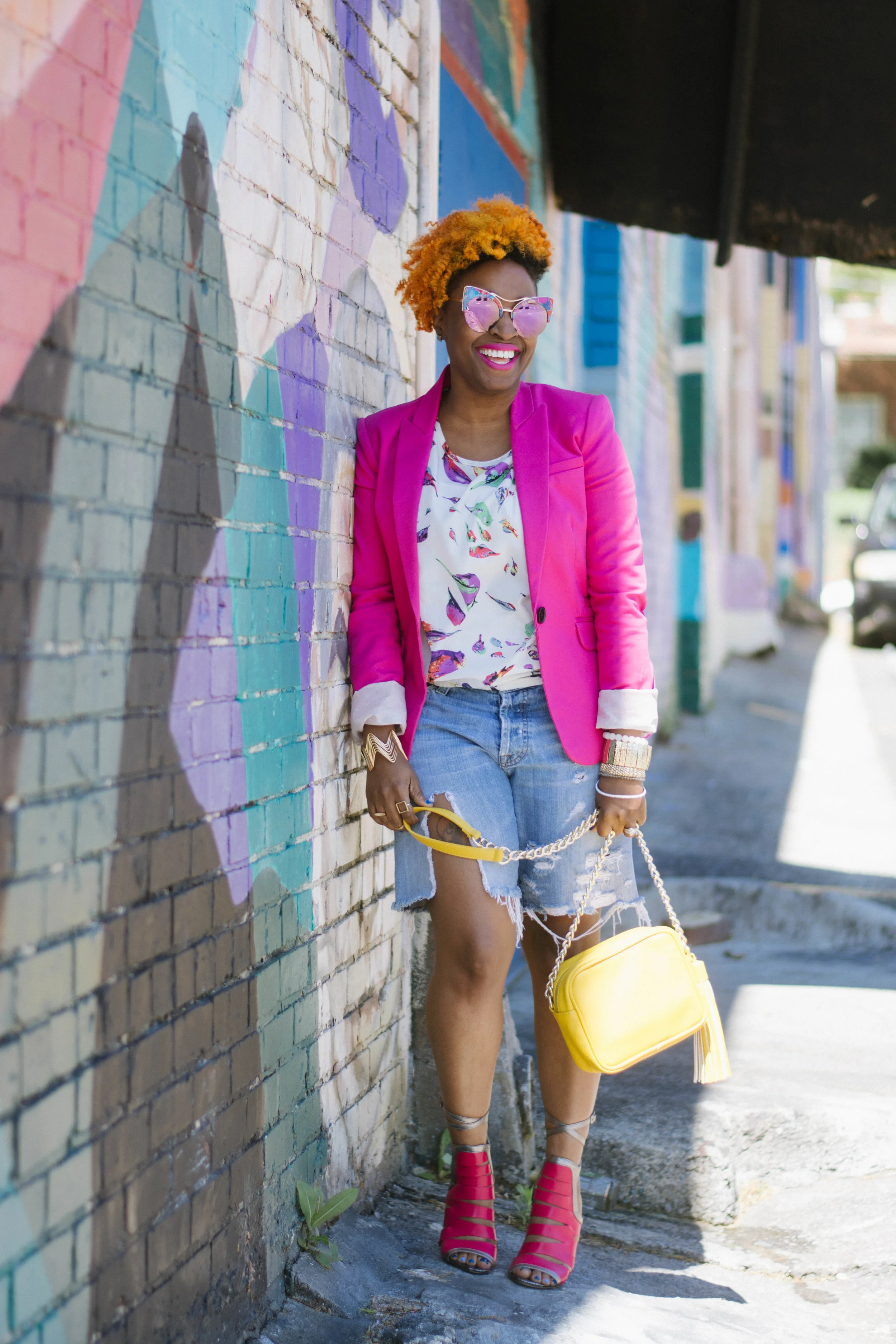 Melodie Stewart, The Style Klazit, Atlanta Style Blogger, Hot pink blazer, ripped jeans, street style