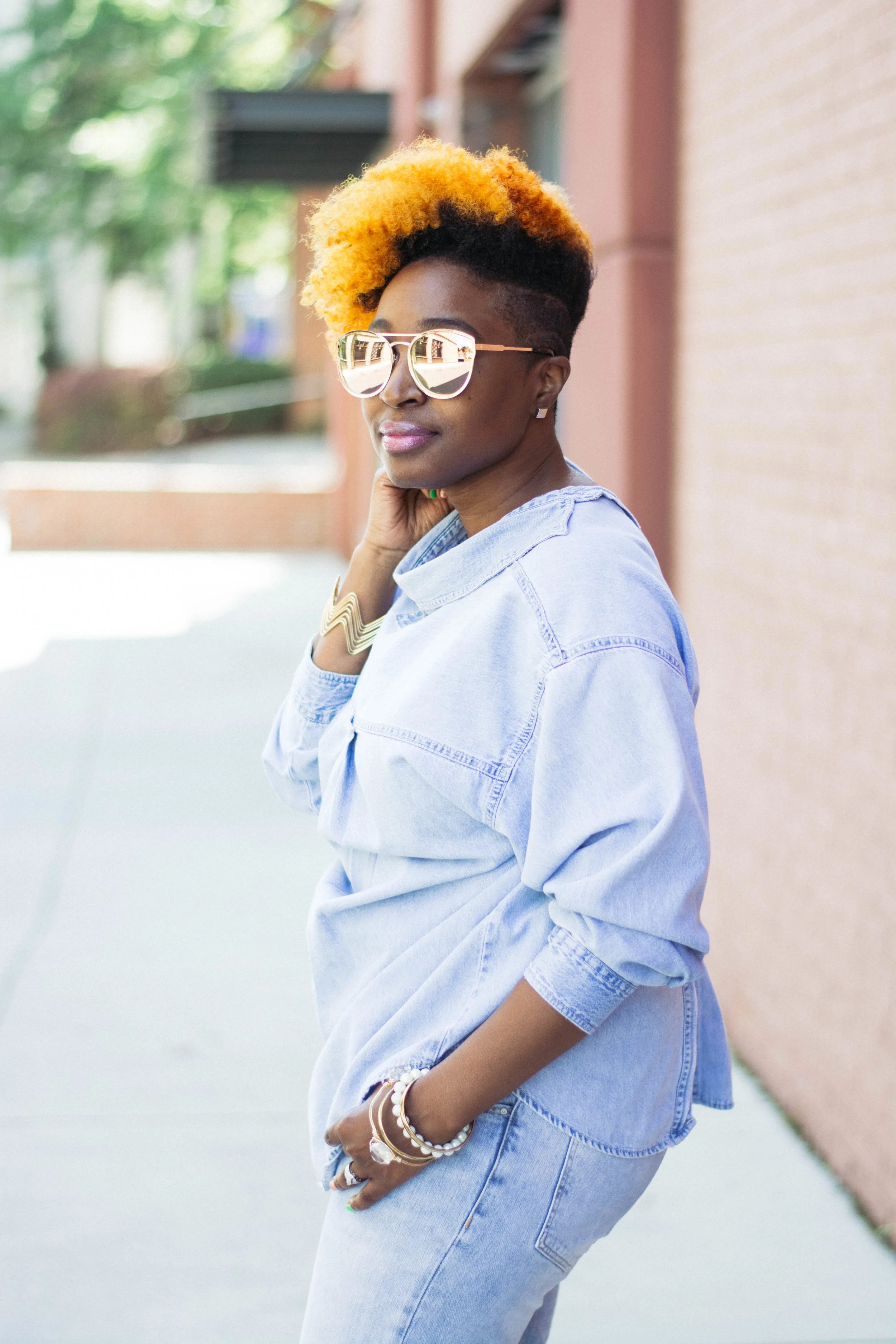 Melodie Stewart, The Style Klazit, Denim on denim, wearing shirt backwards, distressed jeans, Atlanta style blogger