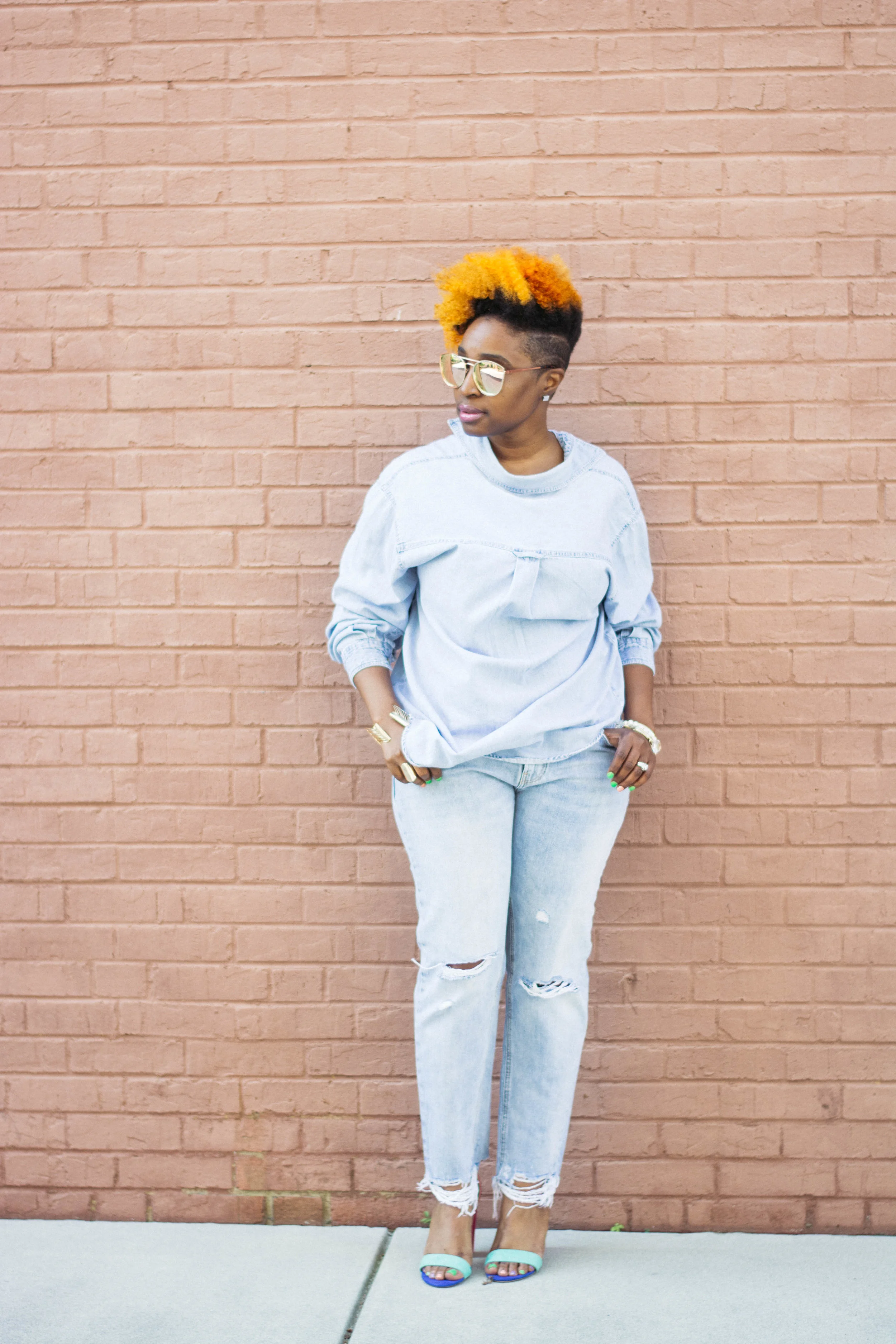 Melodie Stewart, The Style Klazit, Denim on denim, wearing shirt backwards, distressed jeans, Atlanta style blogger