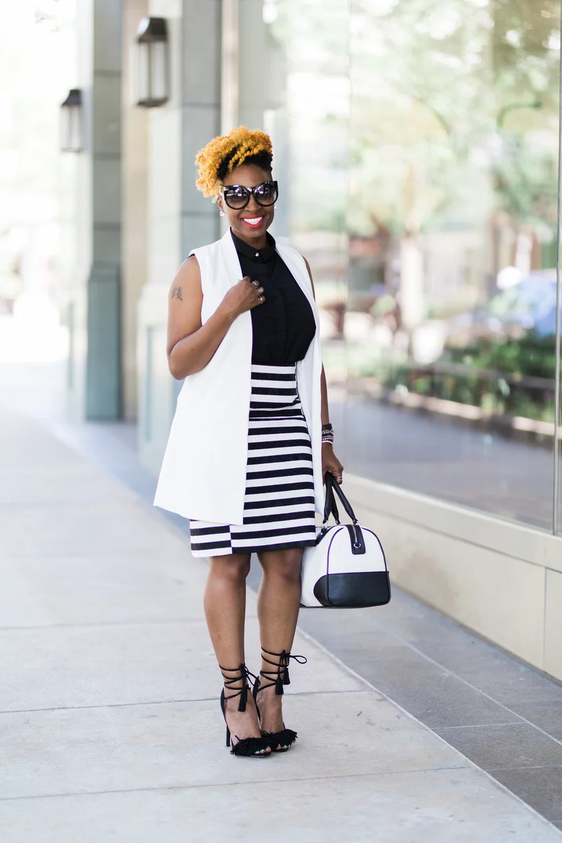 Melodie Stewart, The Style Klazit, Atlanta Style Blogger, Black and White Street Style, Target Style, Fringe Heels, Black Blogger