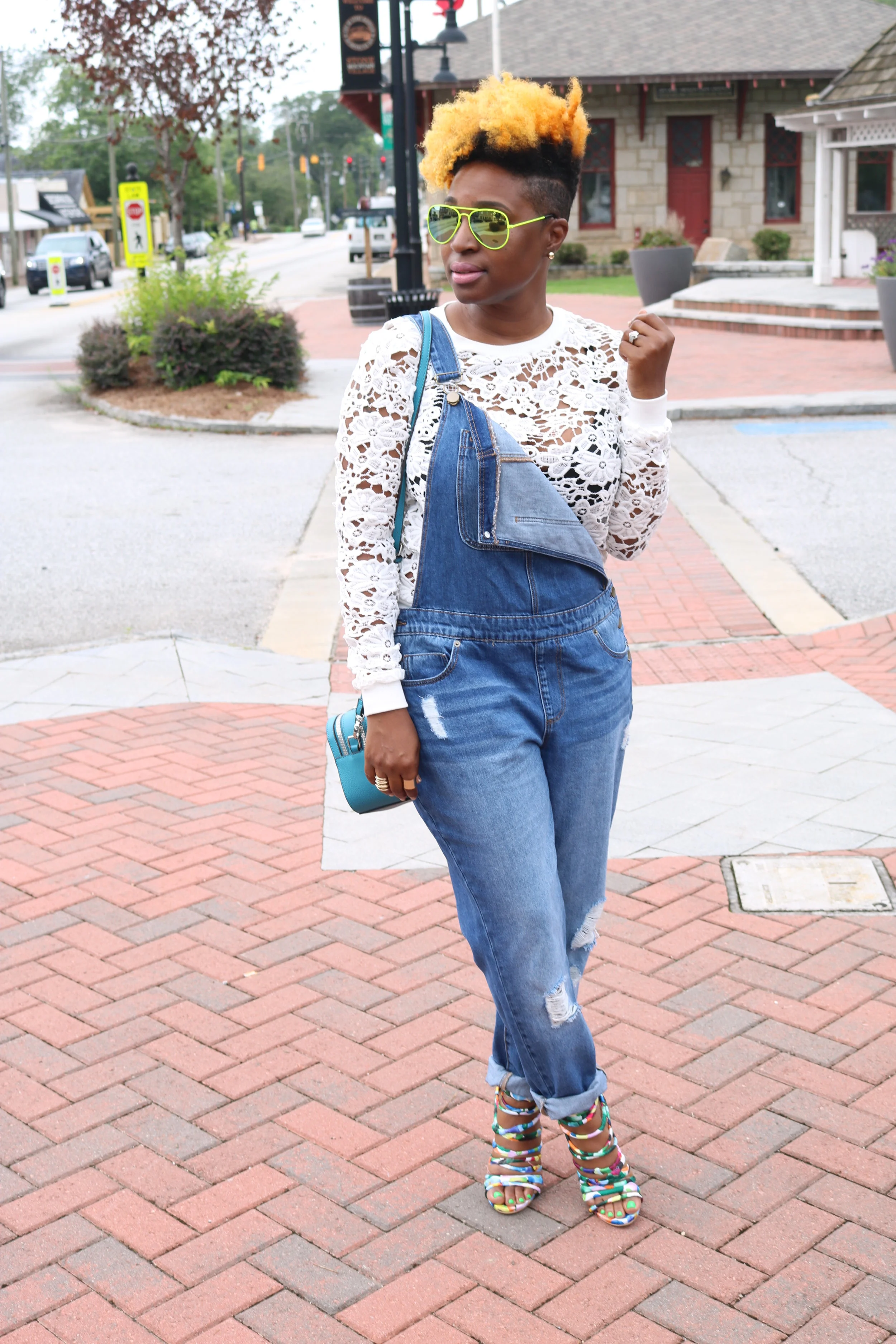 Melodie Stewart, The Style Klazit, Atlanta style blogger, Overalls streetstyle, JustFab 