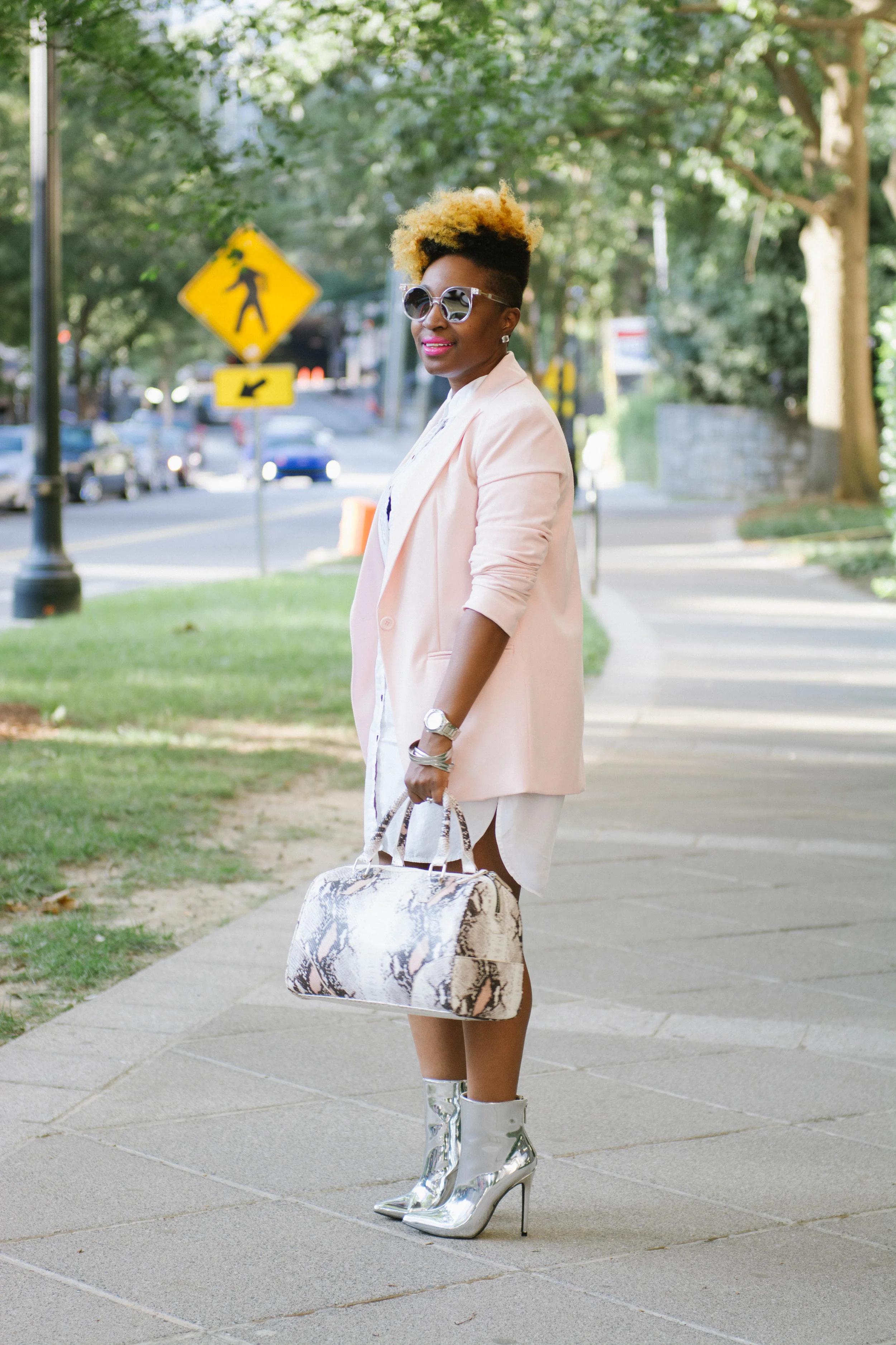 Melodie Stewart, The Style Klazit, NYFW, New York Fashion Week, Atlanta style blogger, Justfab shoes, Silver booties, thrifted fashion