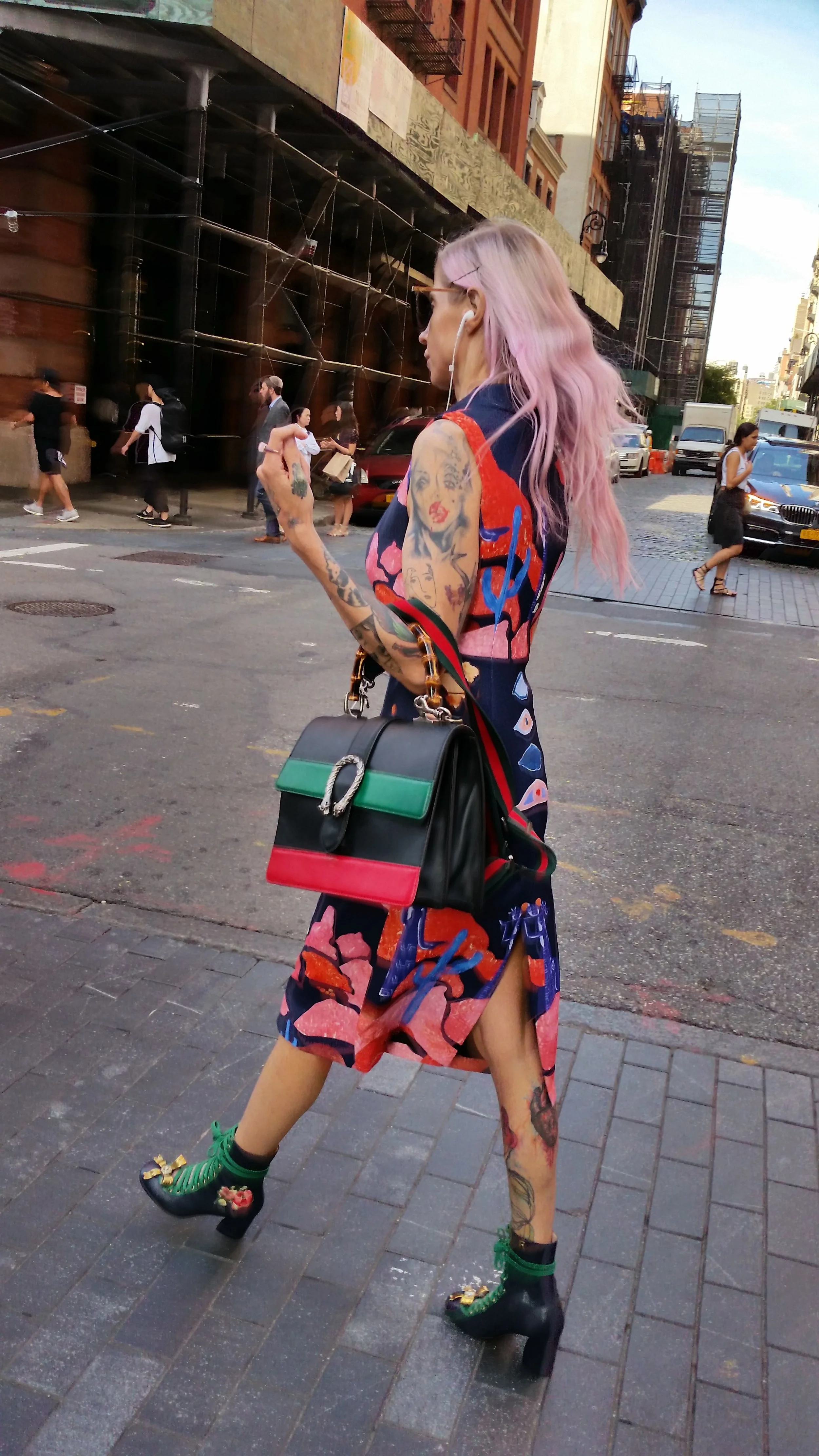 Original street photography & one of a kind shirts by Tommy Hart • TommyTees NYC Street Style