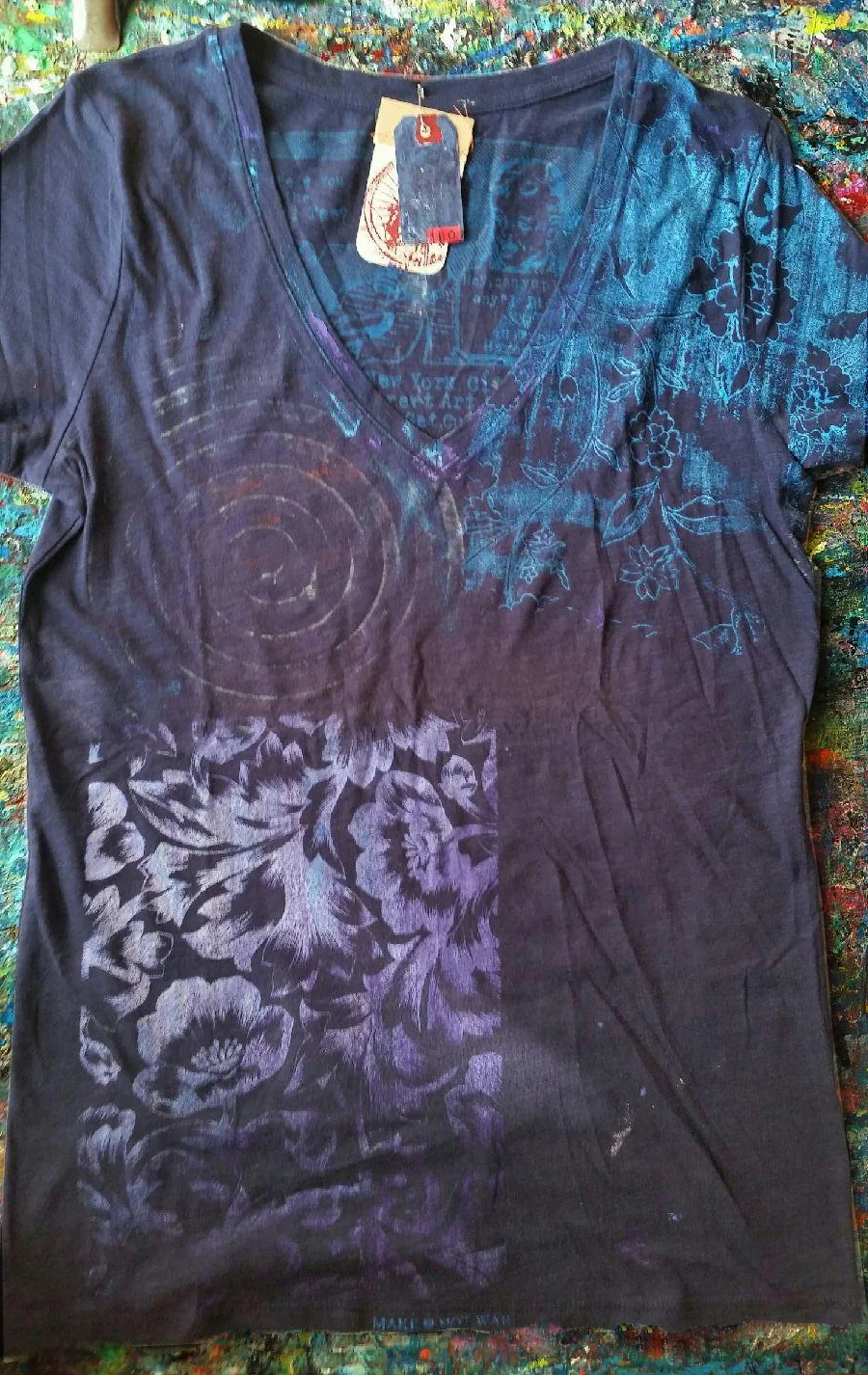 Alternative Organic cotton • Glow in the Dark • handprinted in BK, NY • TommyTees NYC Street Style