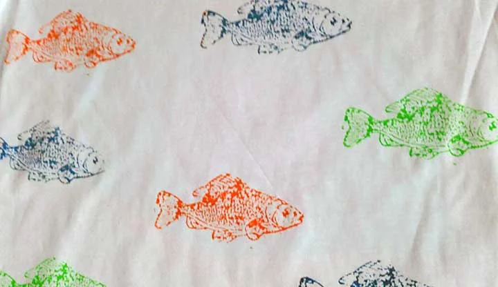 Wm_fishes_wht_detail.jpg