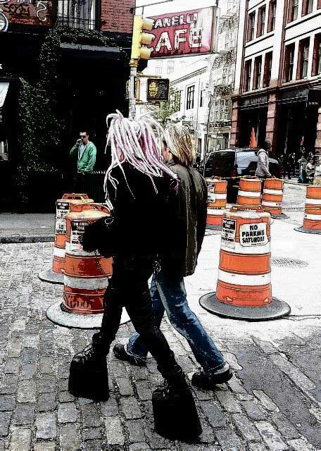 Original street photography & Handprinted t-shirts by Tommy Hart • TommyTees NYC Street Style