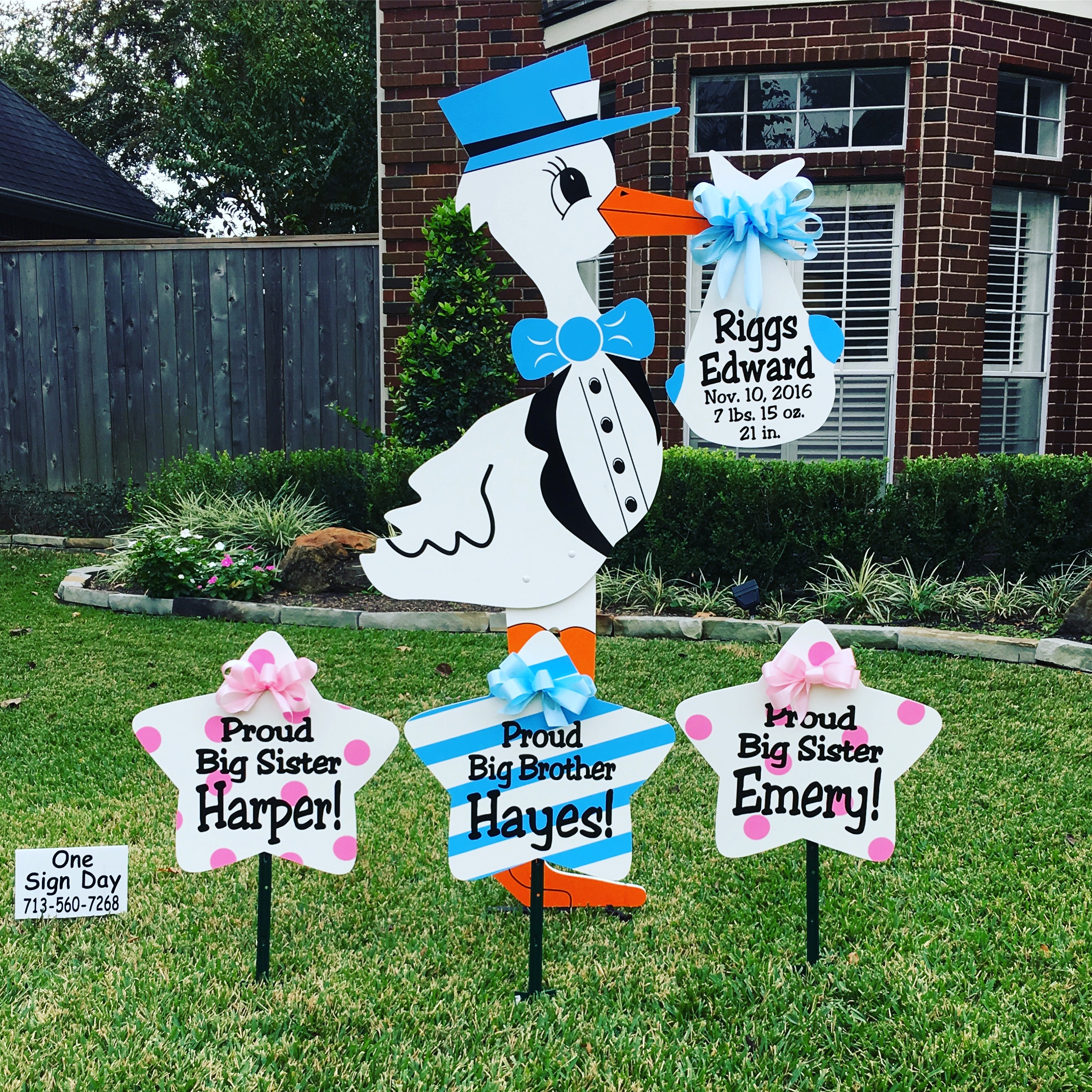 One Sign Day: New Baby and Birthday Sign Rentals Houston, Texas area.