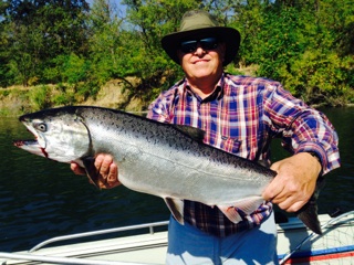 sacramento river salmon fishing 8 20 14 2 (2).jpg