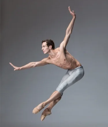   Evan McKie       Photo by Aleksandar Antonijevic