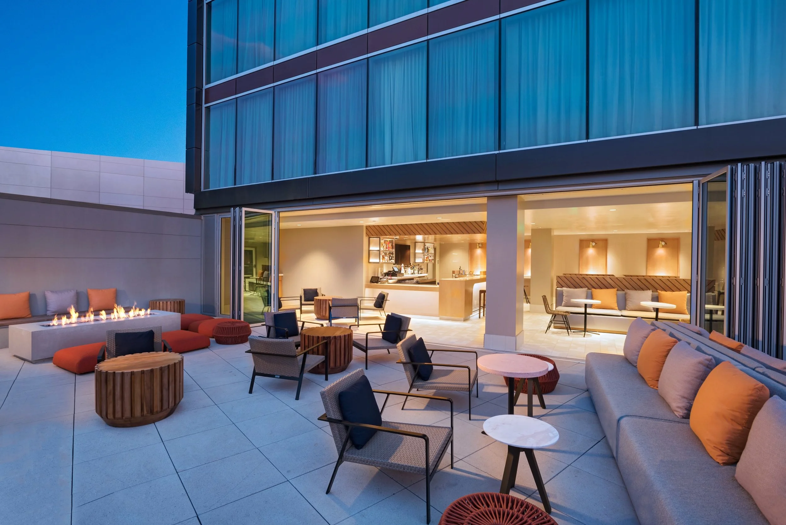 Vibe Pool Bar Patio (2).jpg