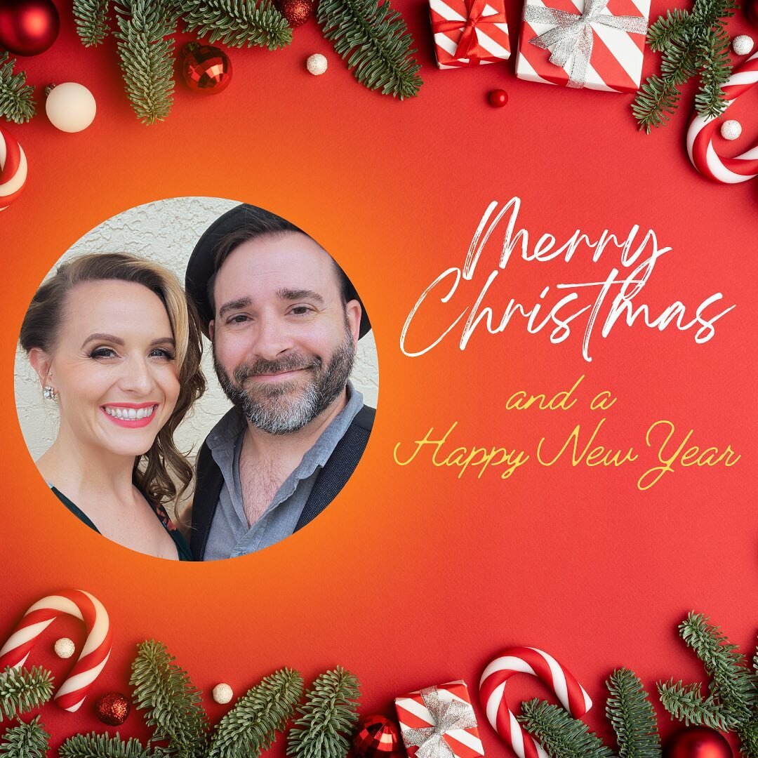 Wishing y&rsquo;all a very Merry Christmas! Love, Mike &amp; Charity ❤️ #gillyandthegirl