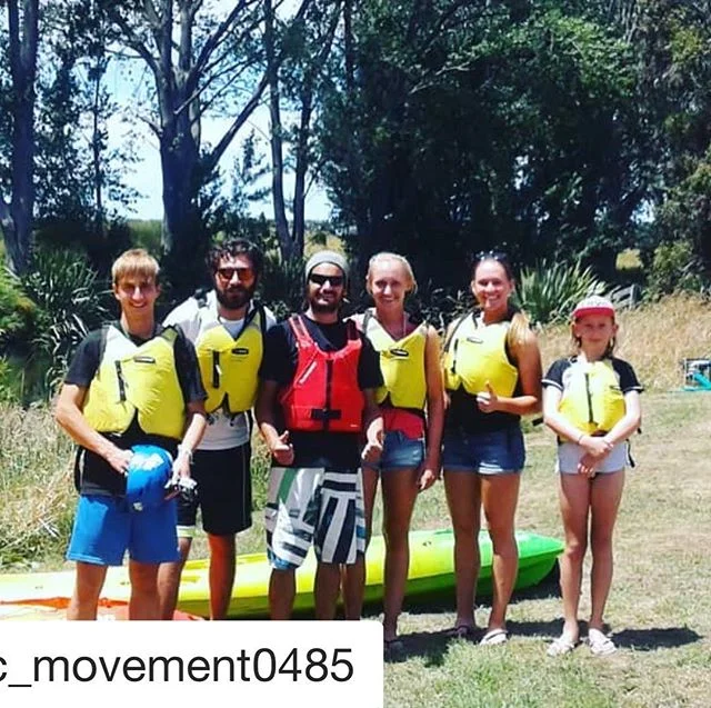 Throw back to Summer Backpacker Season 17/18..... #summerscoming #backpacker #onlymarlborough #3043duncannon  Already taking bookings, we can’t wait! 
#Repost @static_movement0485 with @get_repost
・・・
Kayaking for breakfast ;)