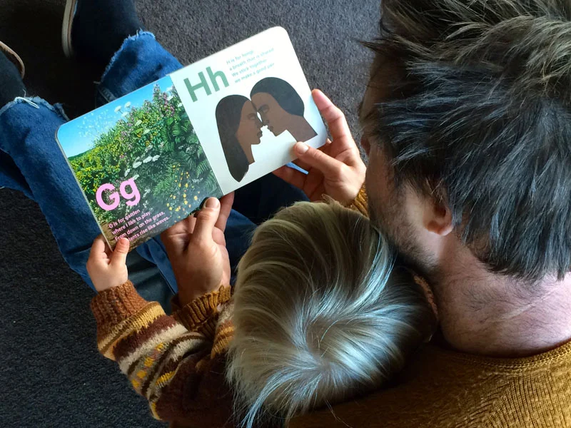 TePapa_ChildrensBooks_Reading.jpg