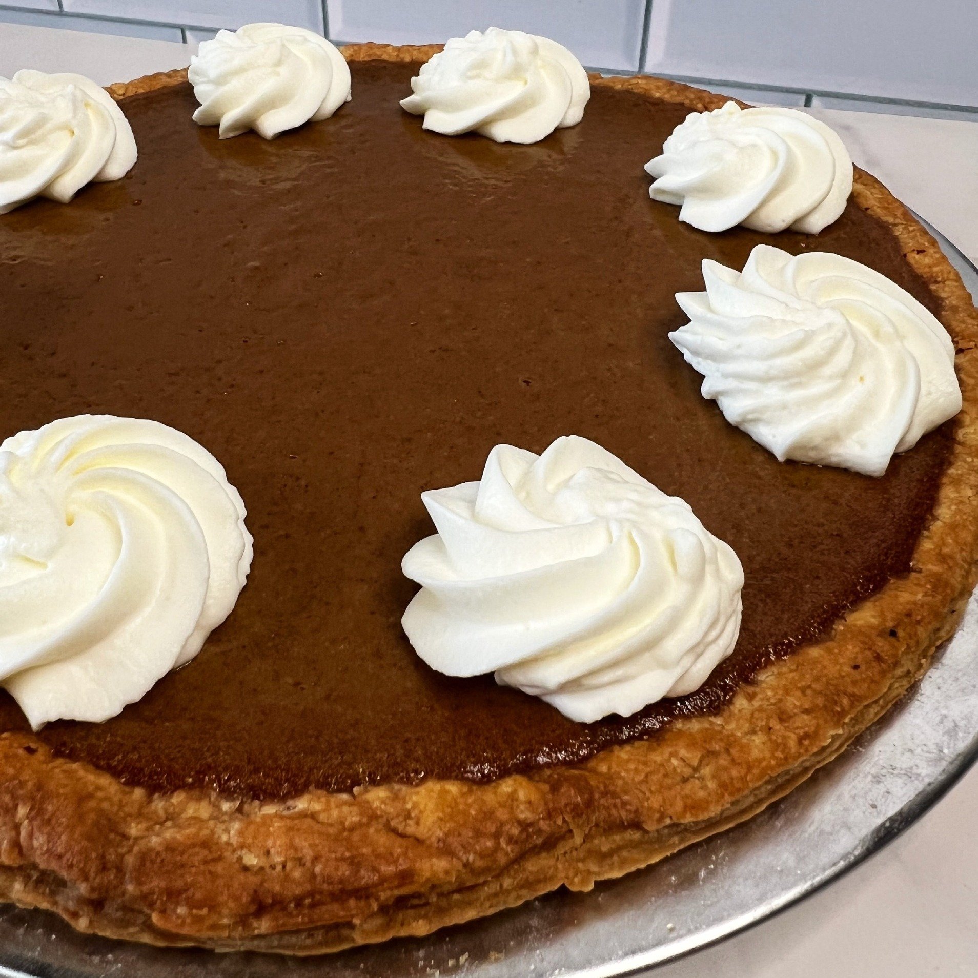 Oceanview Diner has extended the holiday pie preorder through Sunday, November 9. Customers can enjoy 10% off any pie preordered for holiday pickup, or 15% off orders of two or more pies.

Pickup times are available between 8 AM on Tuesday, November 