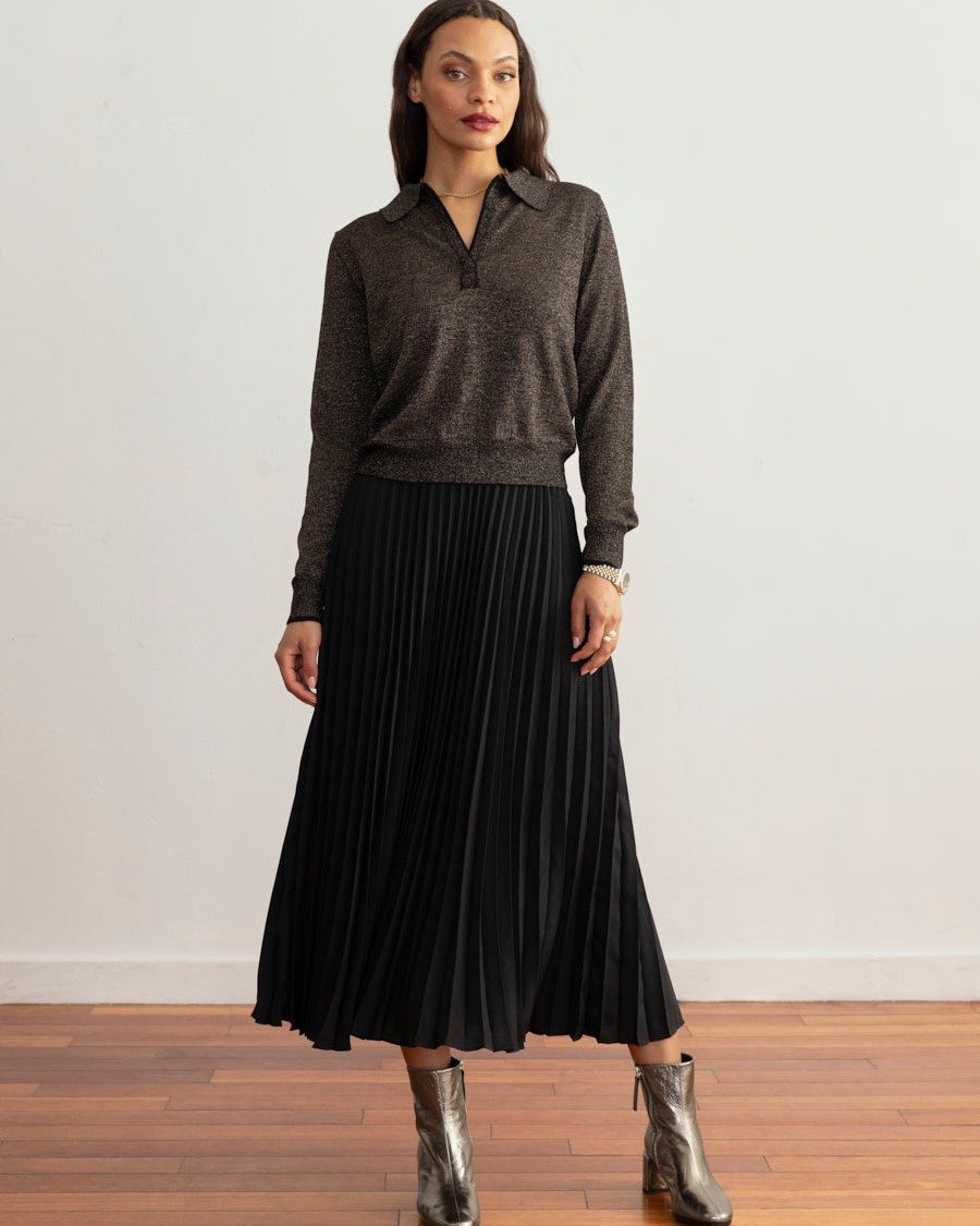 Margaret O&rsquo;Leary will host a BEKSAN Jewelry Trunk Show on November 12 &middot; 11 AM&ndash;5 PM.
The shop&rsquo;s new holiday collection features a luminous metallic lurex polo &mdash; refined, versatile, and effortlessly chic.
@berkeley_margar